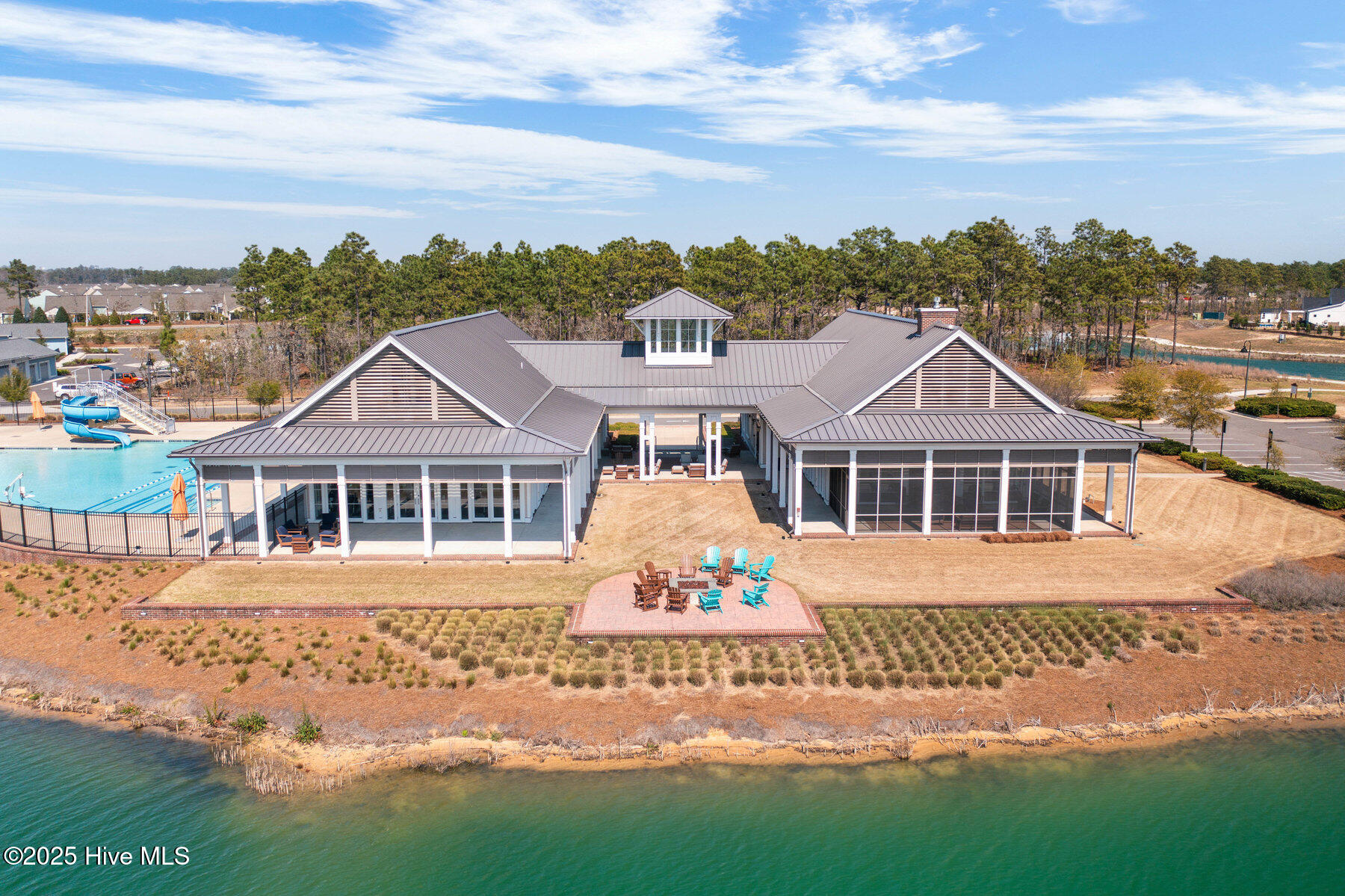 100538755 | Photo 57