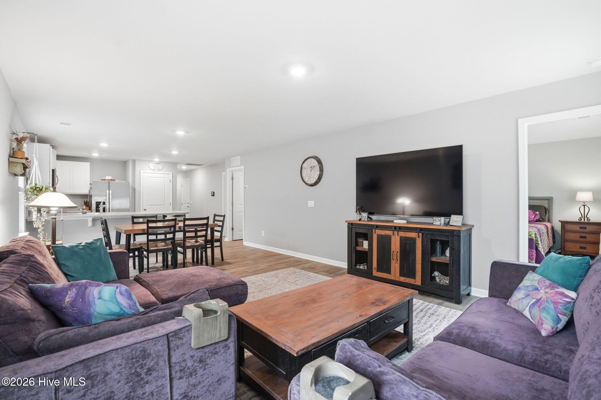 100559069 | Photo 13