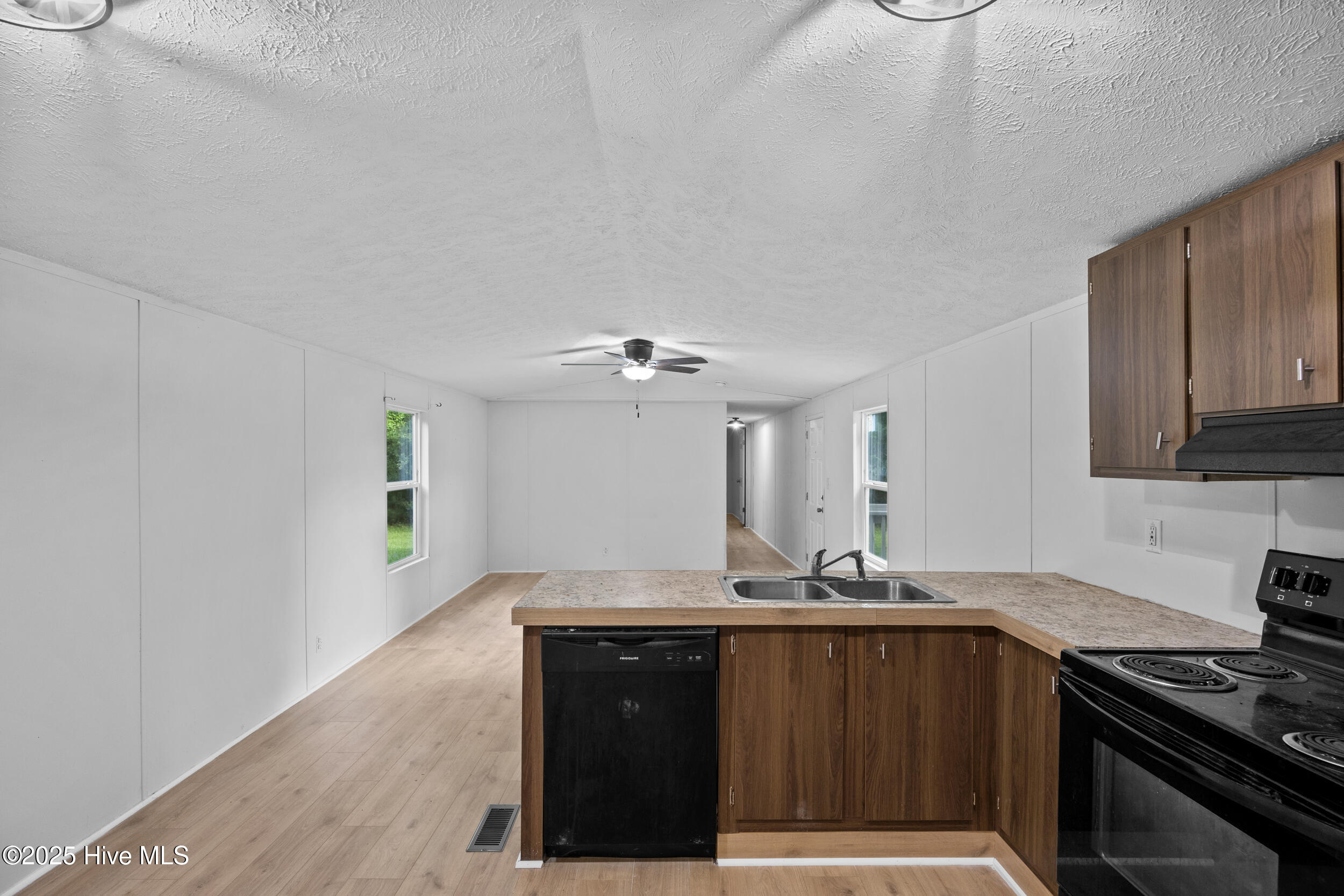 325 Messer Loop Road, Burgaw, NC 28425 – photo 8: 017_TTgr