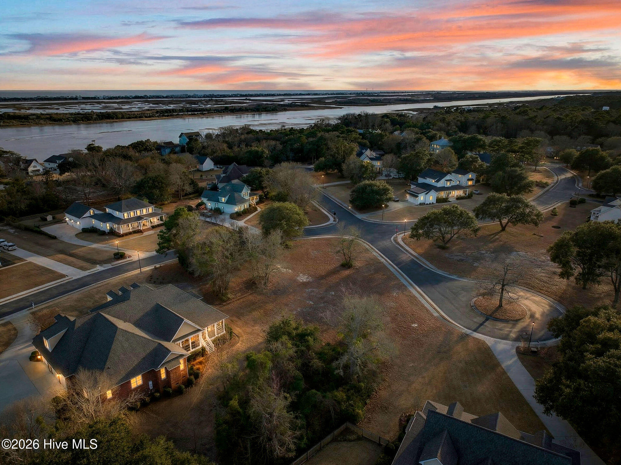 100550857 | Photo 20