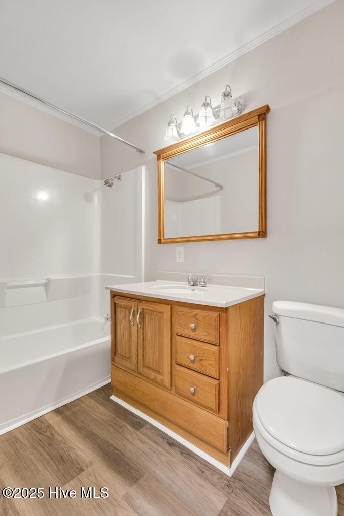 100537299 | Photo 18