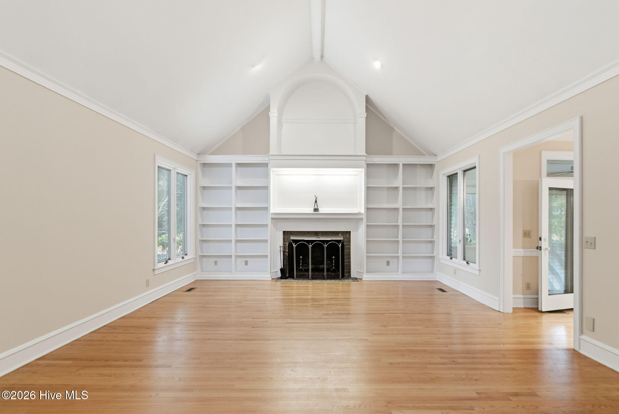 3 Sodbury Court-12