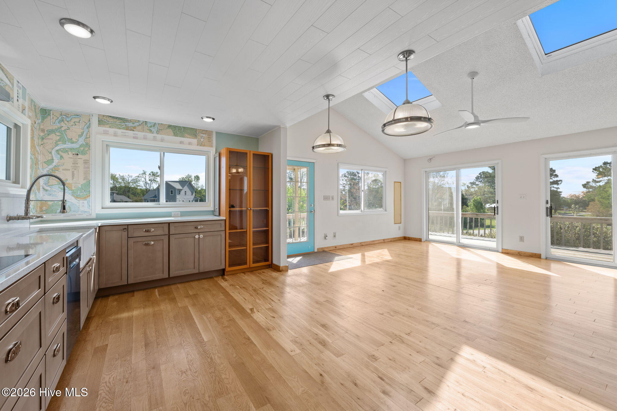 2027 Blackbeard Drive, Oriental, NC, 28571