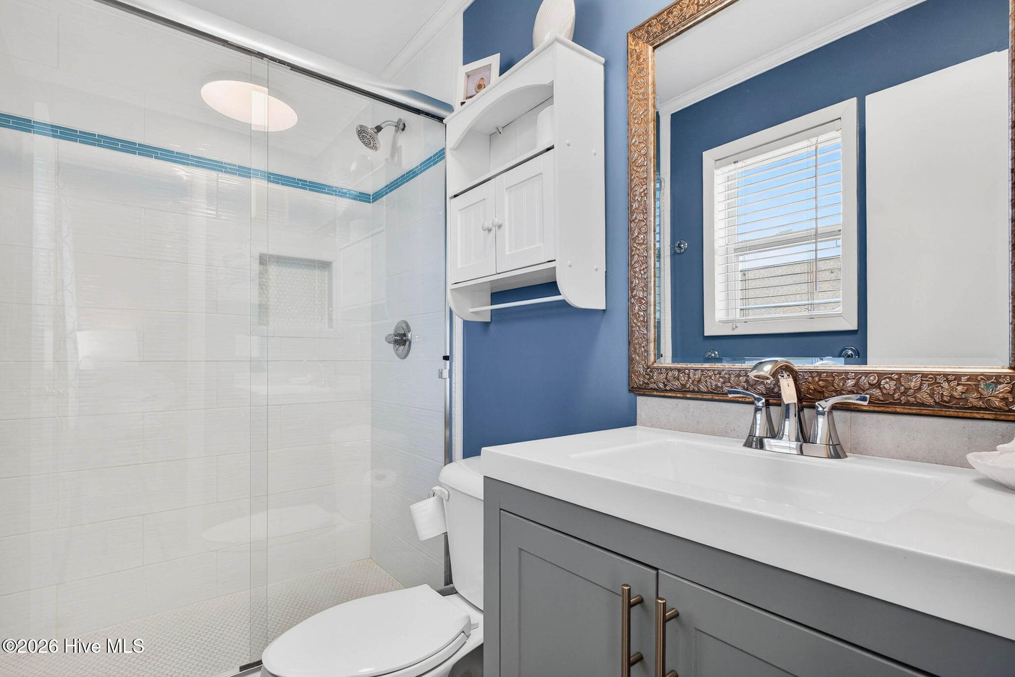 100562824 | Photo 31