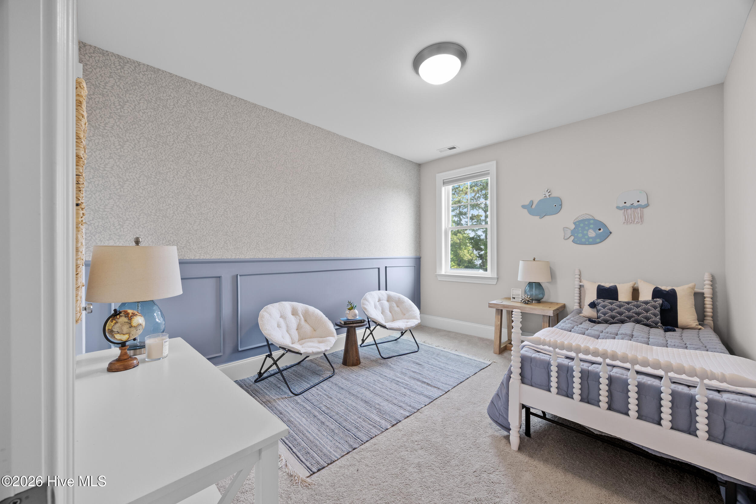 100567603 | Photo 34