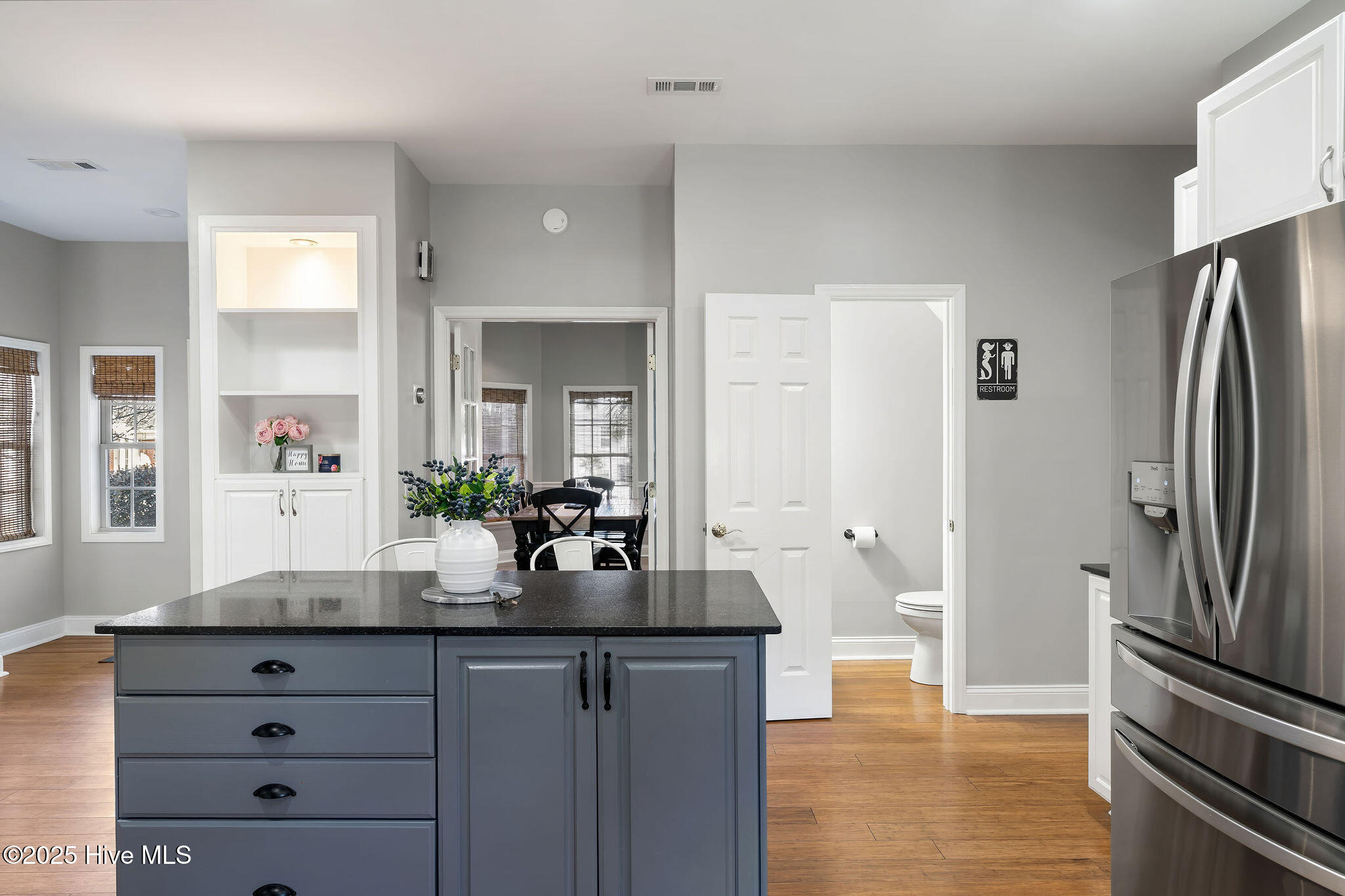 100539157 | Photo 43