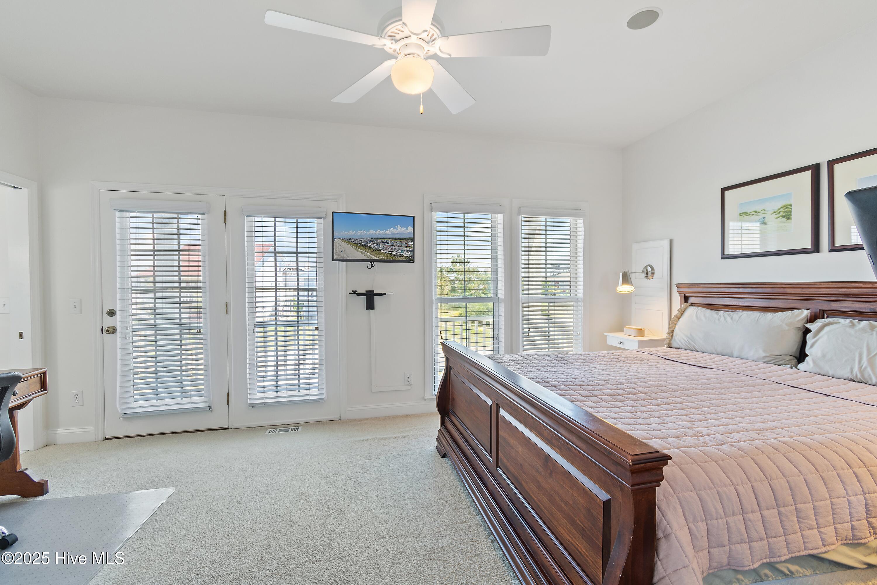 100552755 | Photo 34