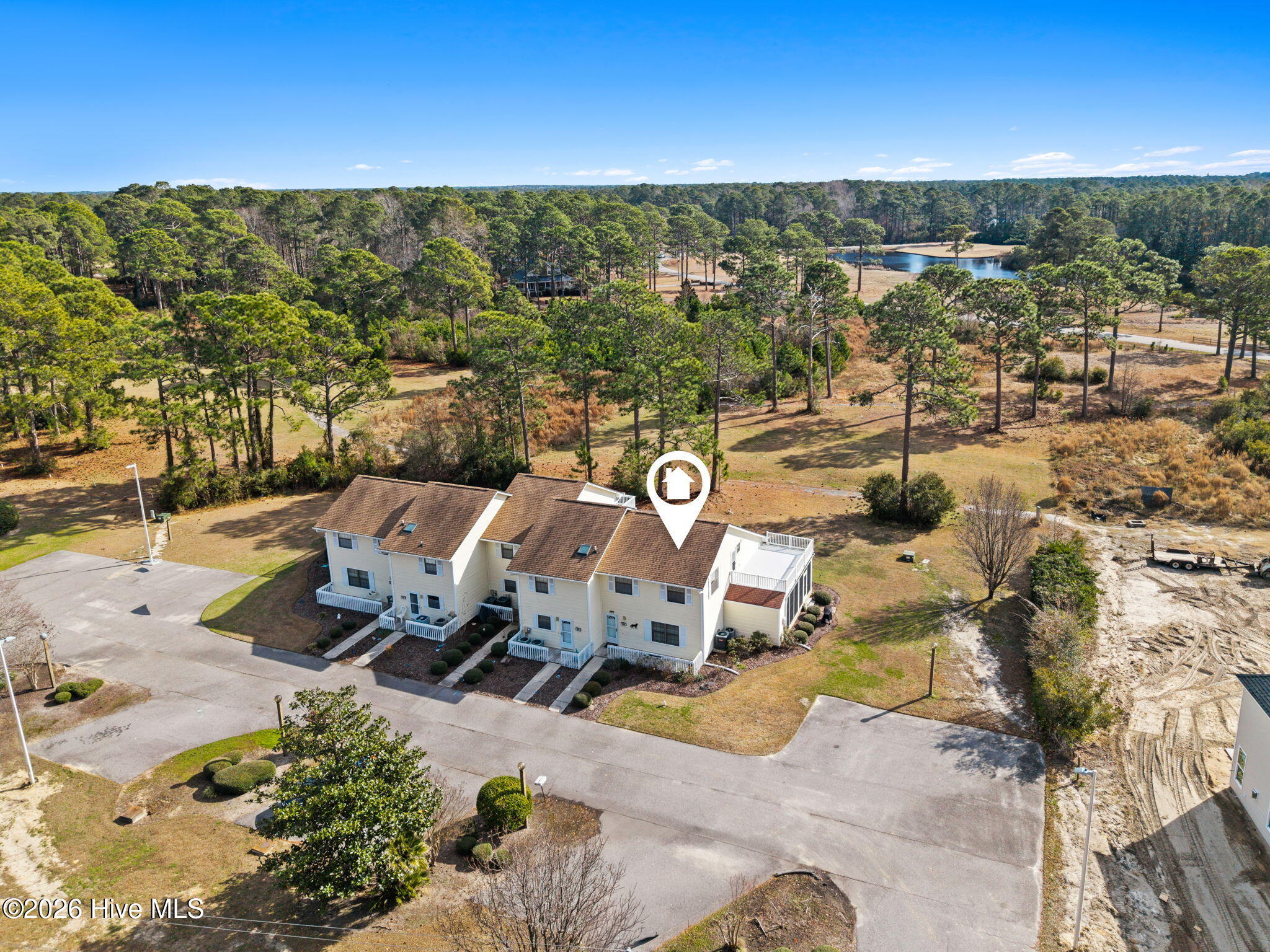 100549085 | Photo 37