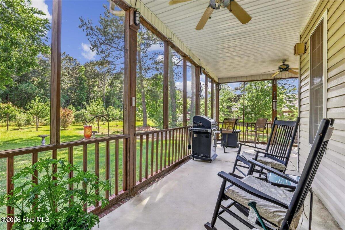 17-105 W Raintree Ln-17