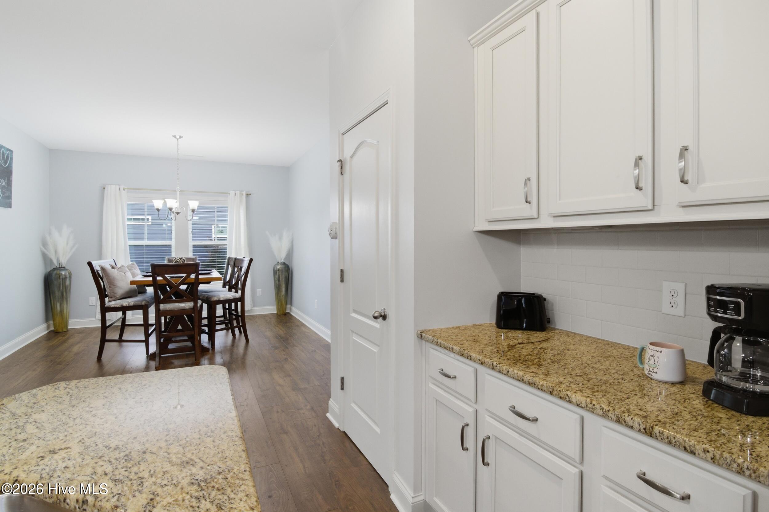 100556252 | Photo 17