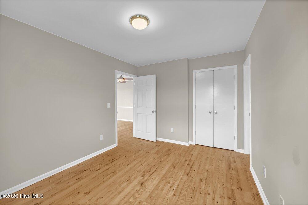 100560148 | Photo 11