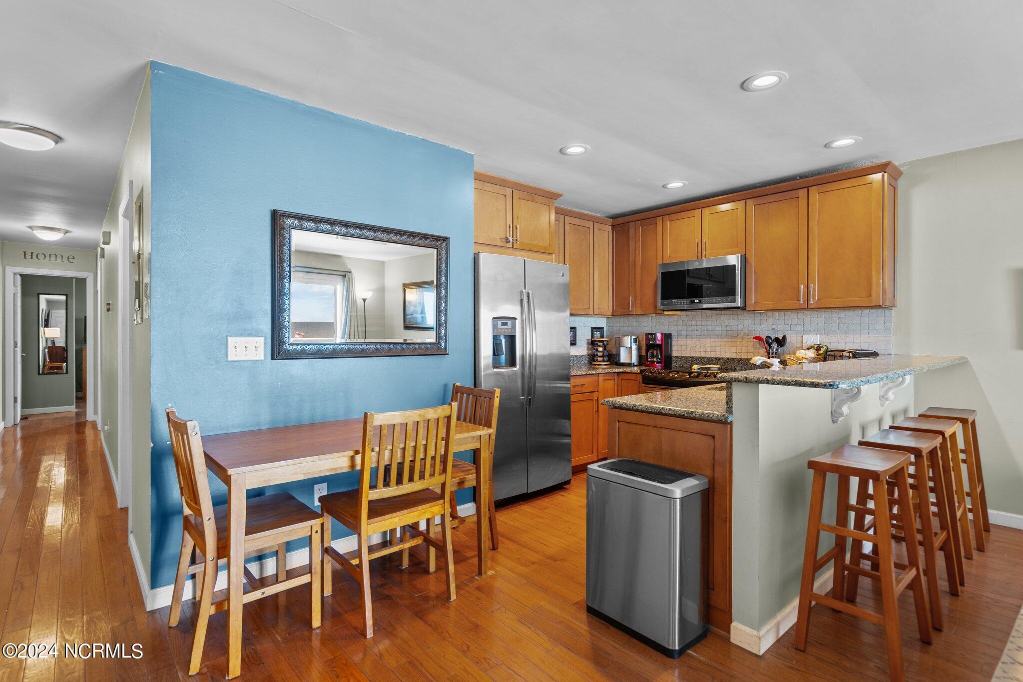 1308 Carolina Beach Avenue N 3a, Carolina Beach, NC 28428 – photo 10: 37-web-or-mls-DSC09843