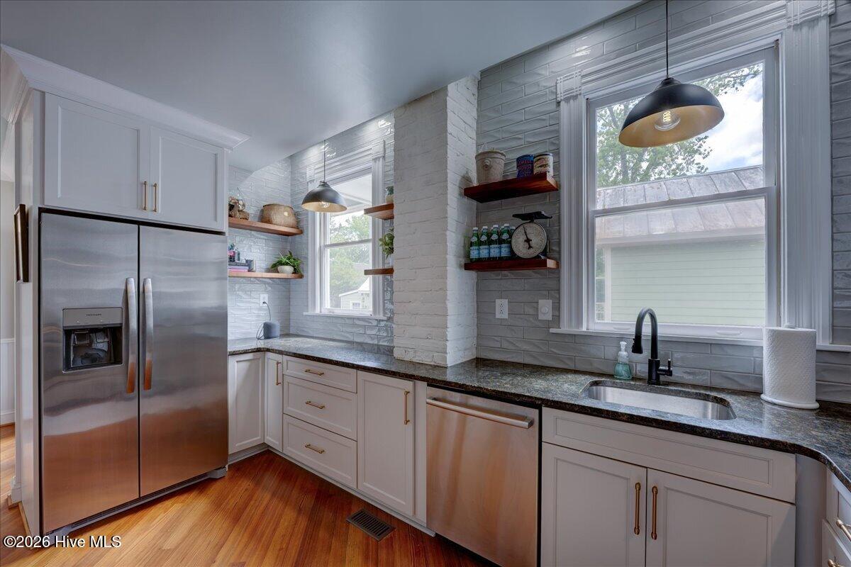 229 New Street,New Bern