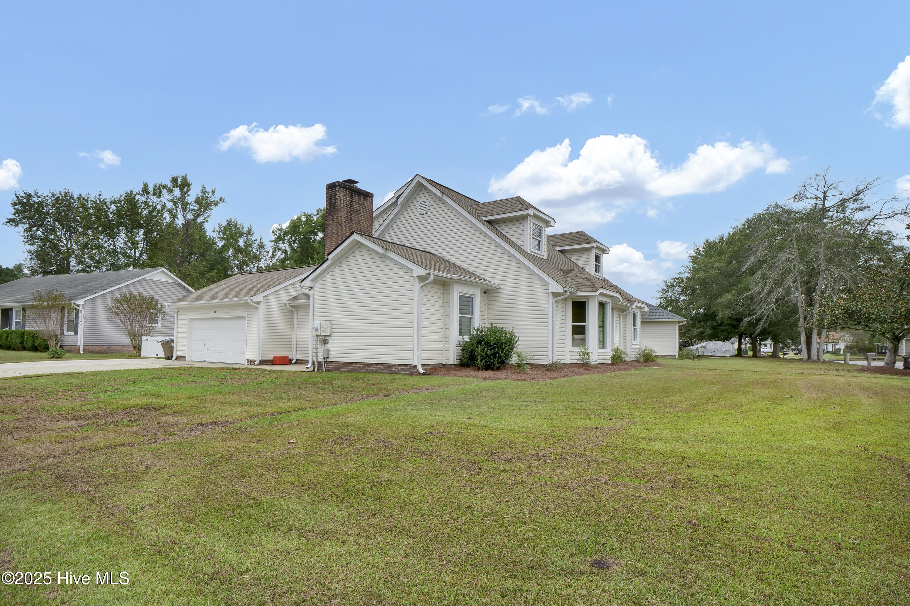 100533460 | Photo 30