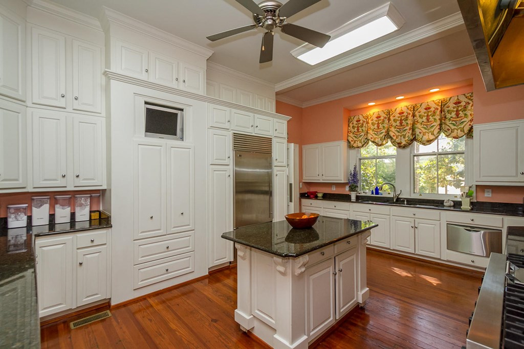 405 Colleton Avenue, Aiken, SC 29801 Listing Photo  17