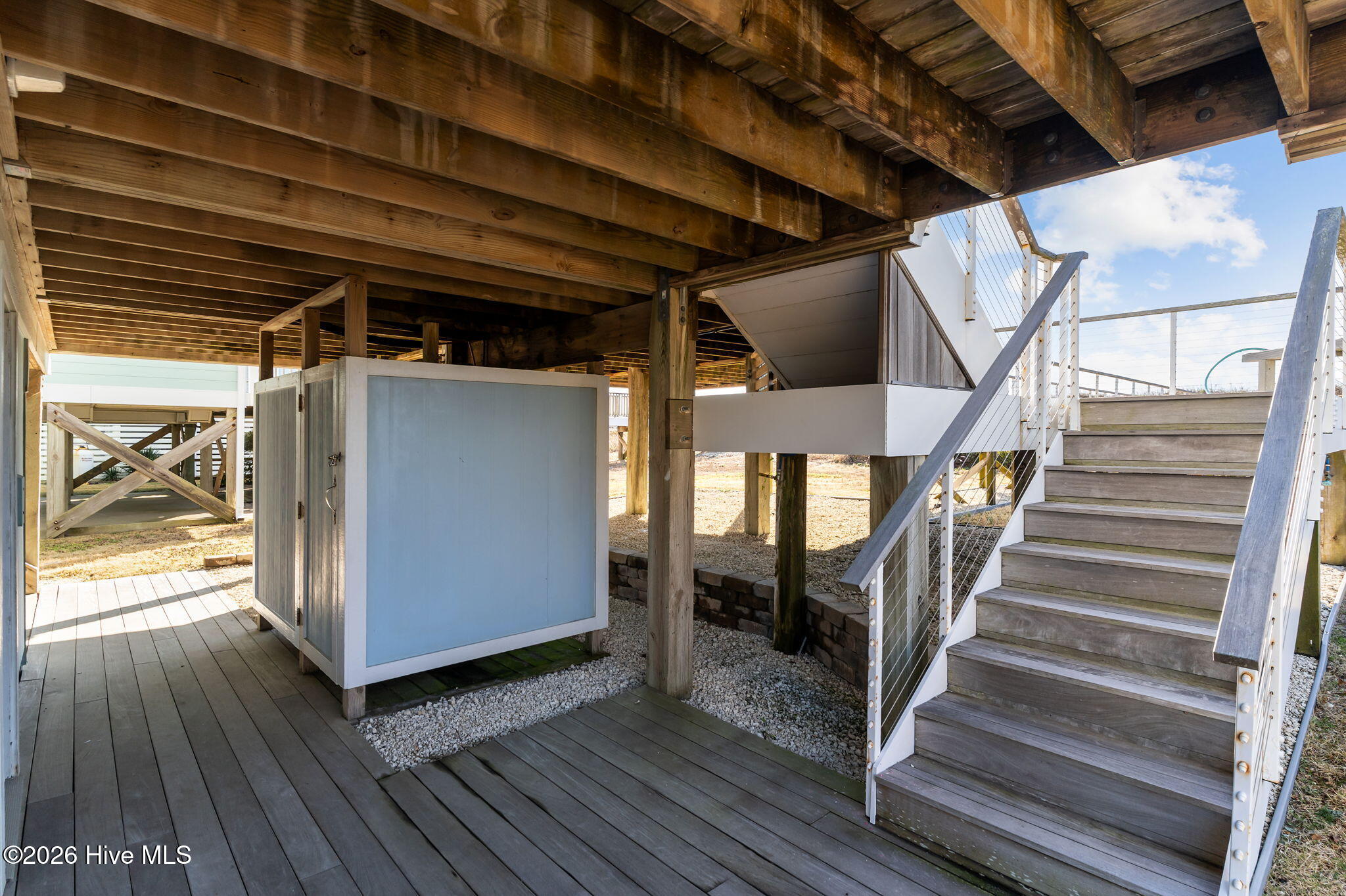 100552258 | Photo 48