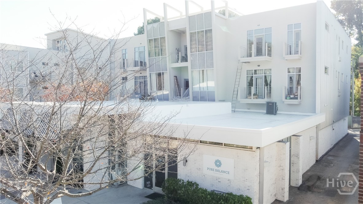 Property at 1075 Baxter Street