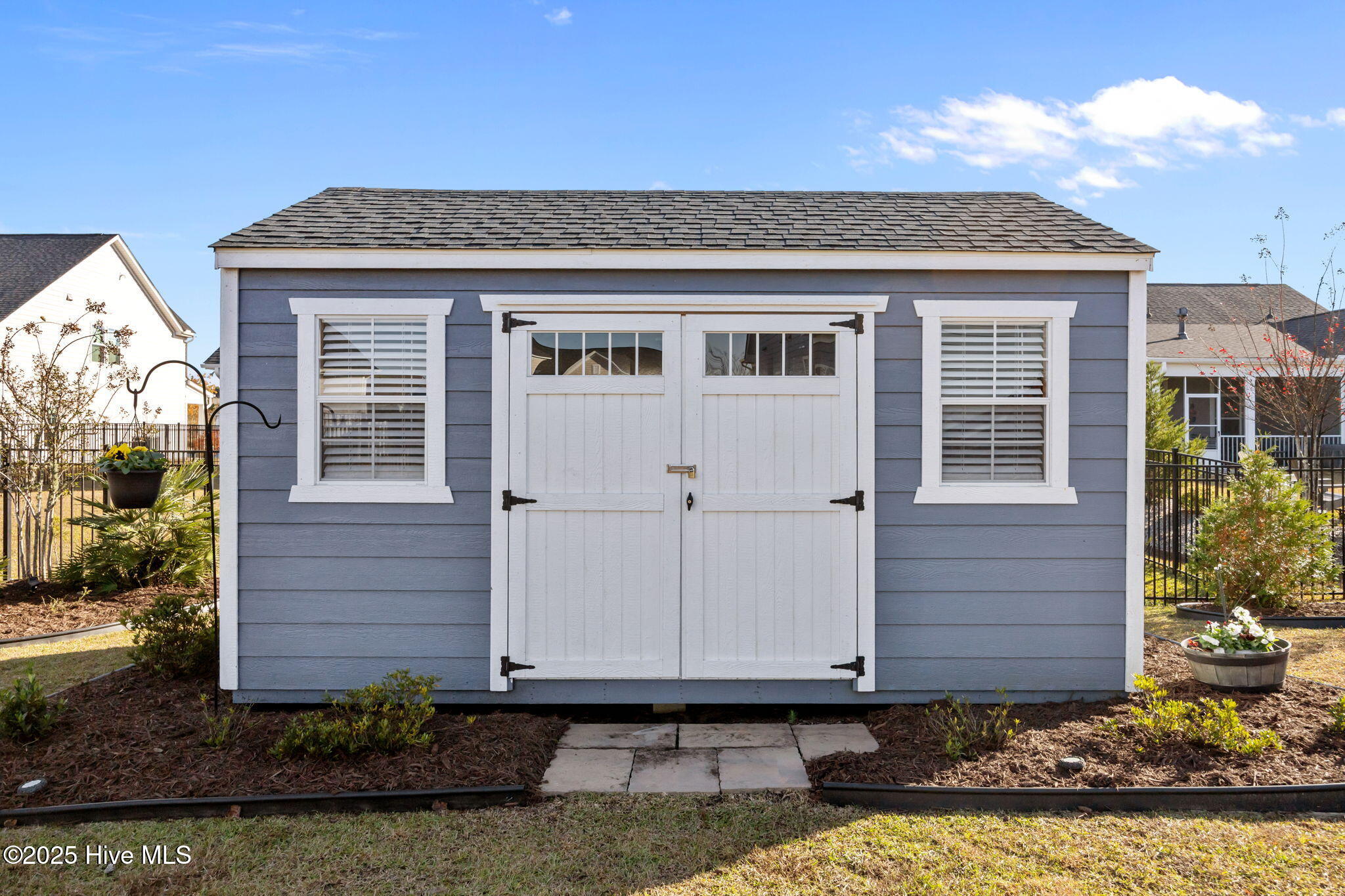 100544271 | Photo 46