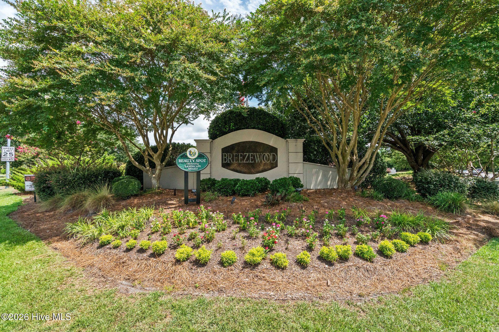 100566564 | Photo 46