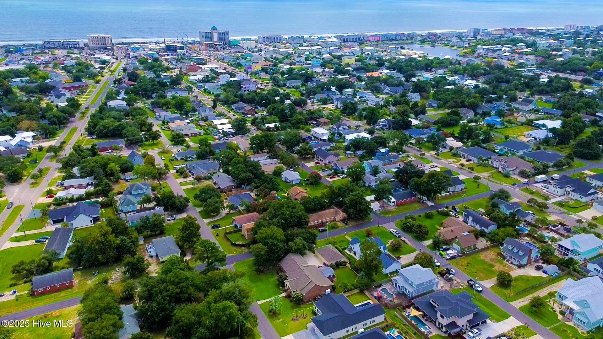 100528011 | Photo 60