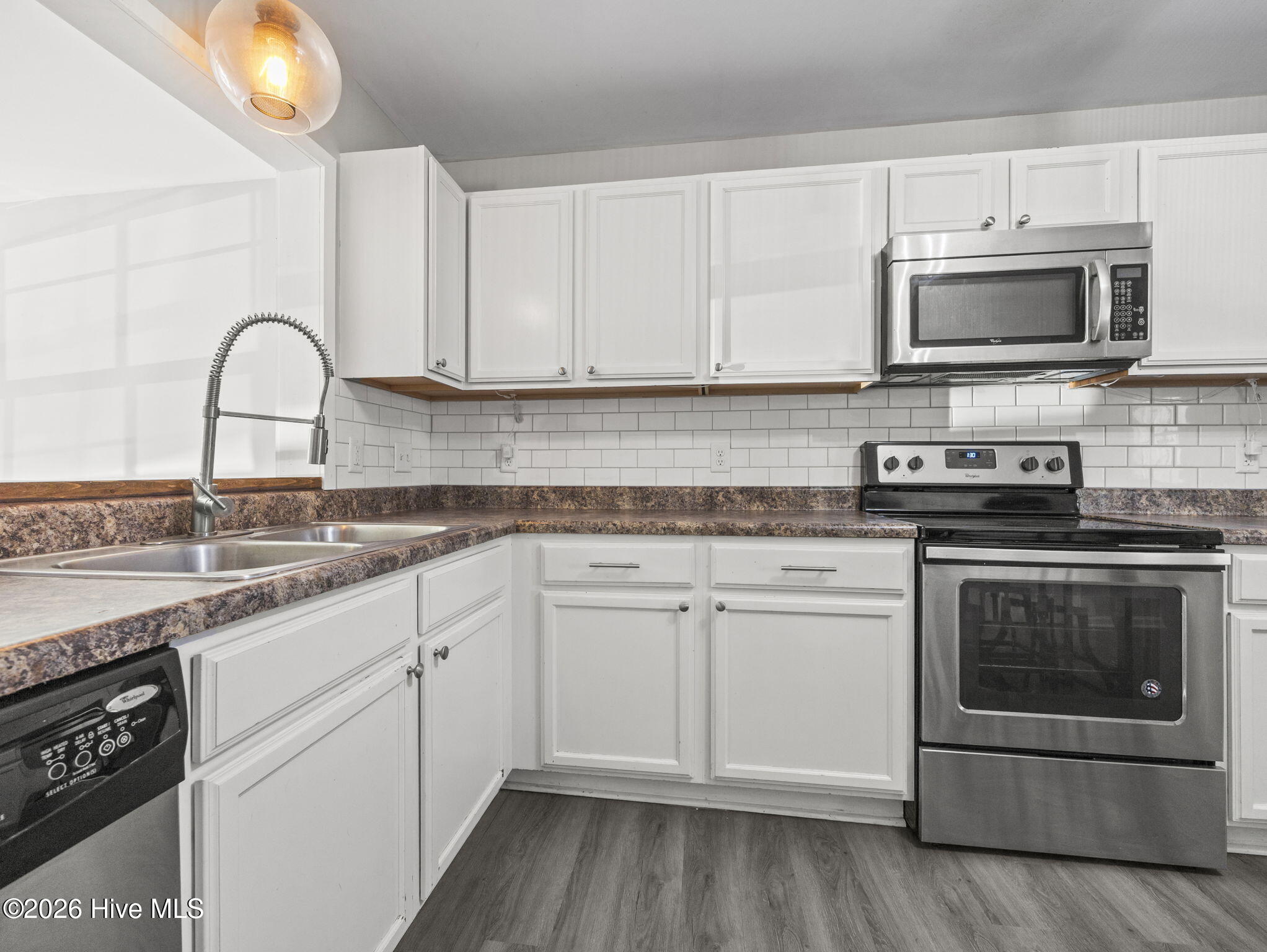 13-web-or-mls-409 Caldwell Loop 31