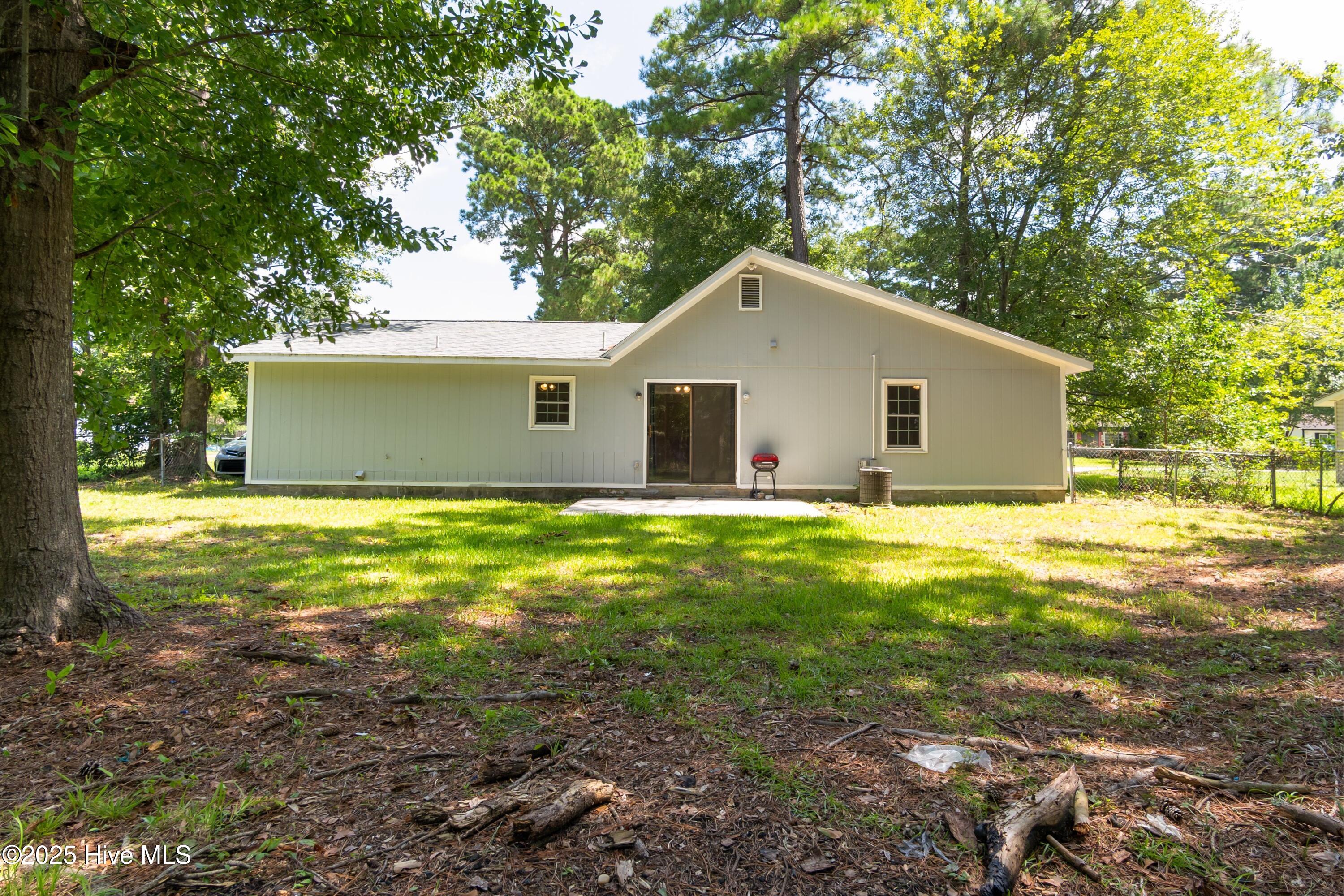 100523600 | Photo 28