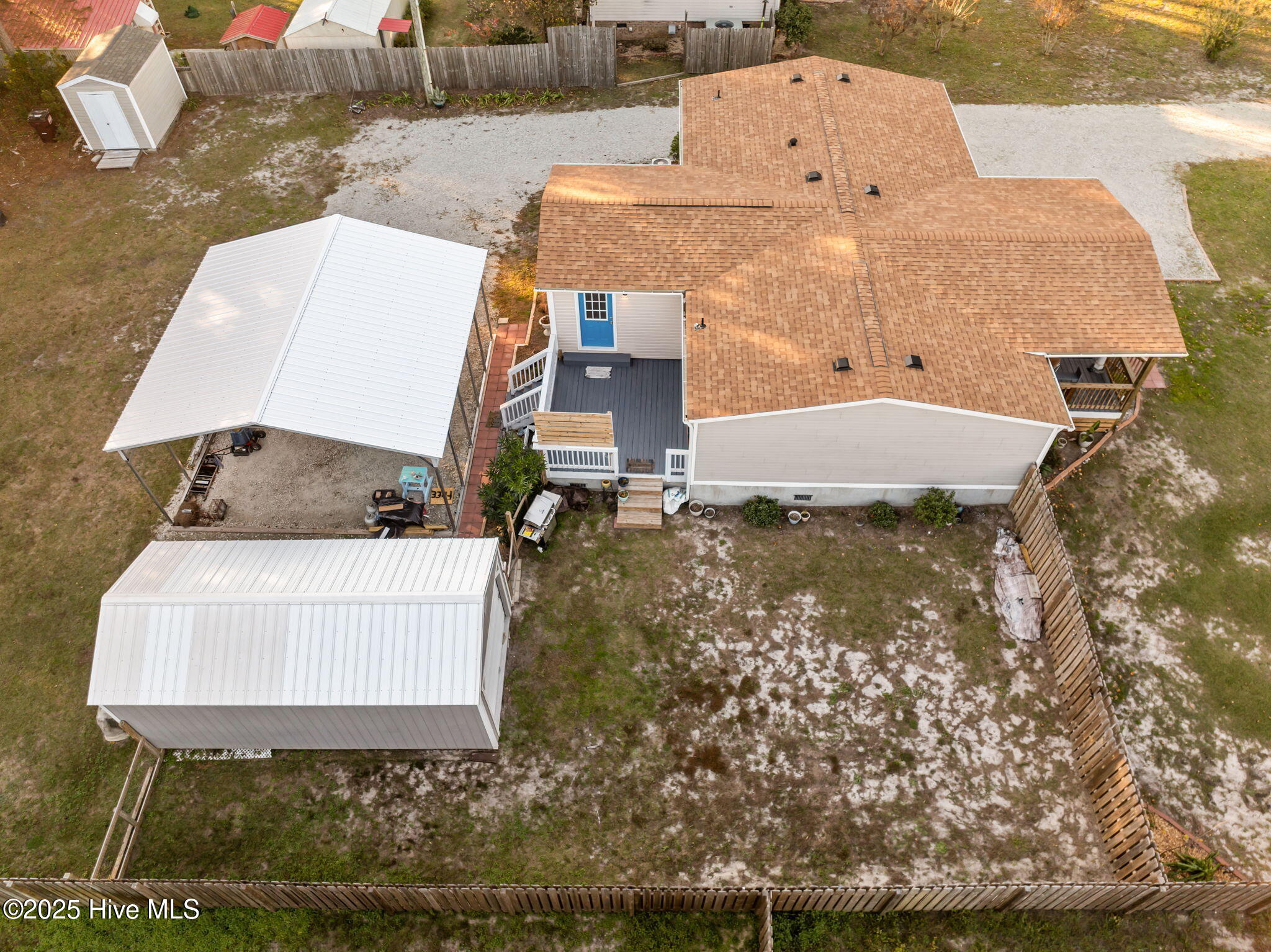 100540972 | Photo 40