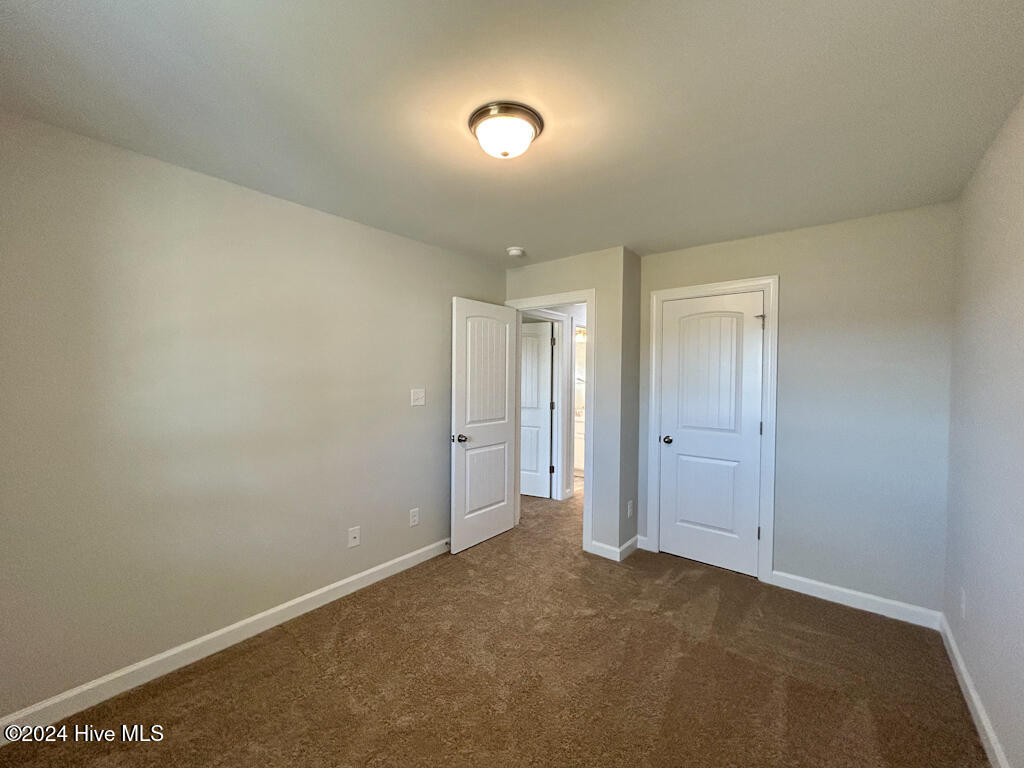 100563397 | Photo 32