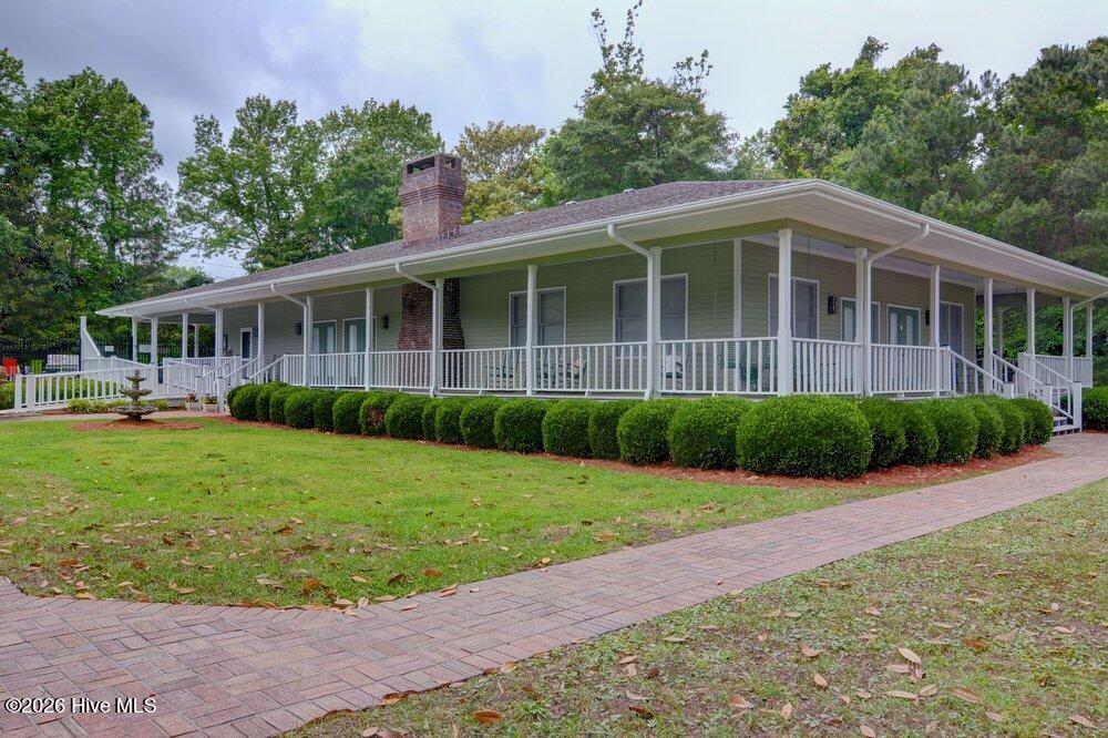 100558387 | Photo 42