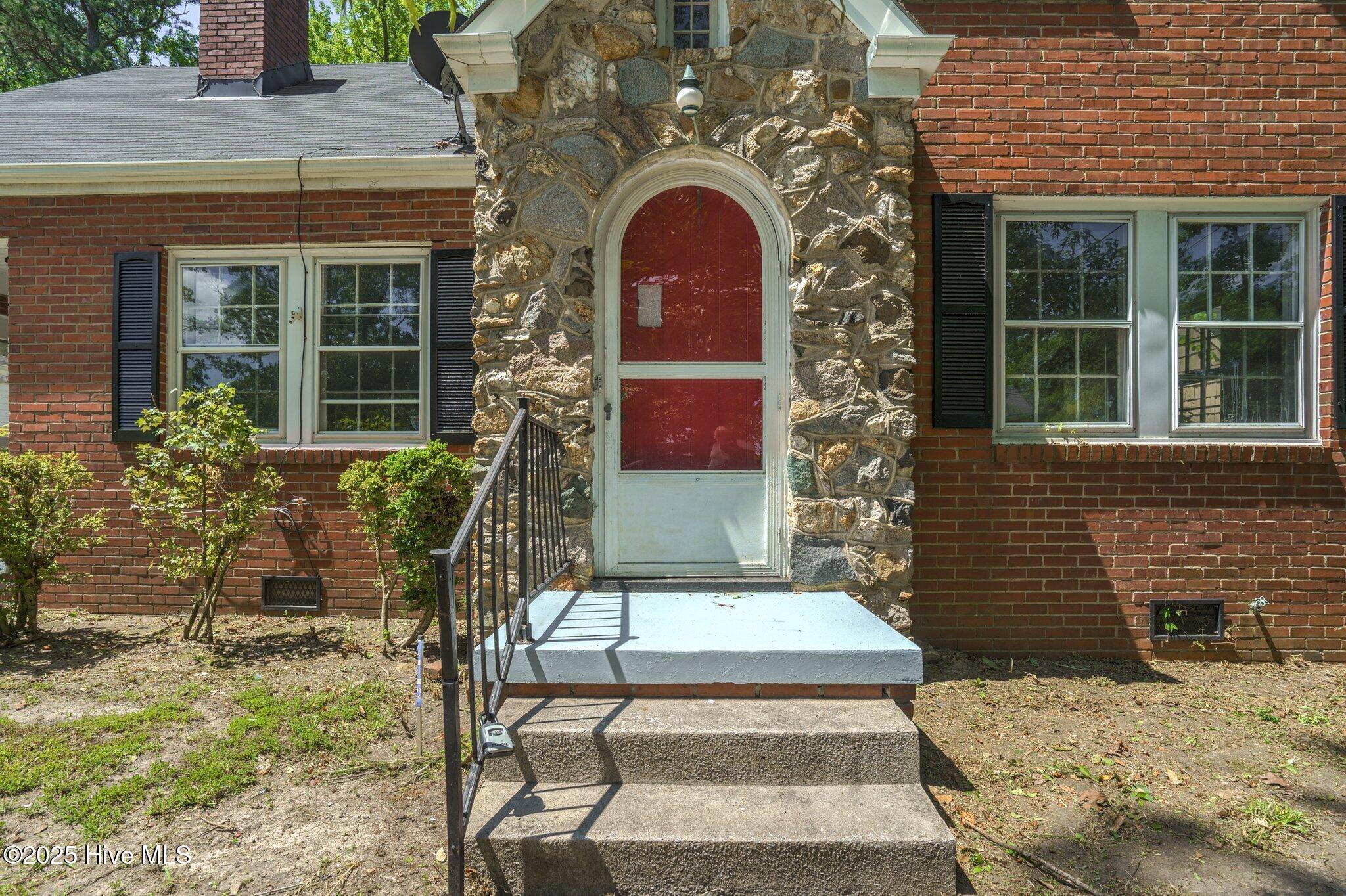 Homes for sale in Rocky Mount, NC | 945 Sycamore St, Rocky Mount, NC 27801 | MLS# 100485205