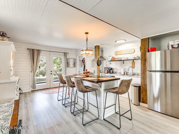 100558196 | Photo 23