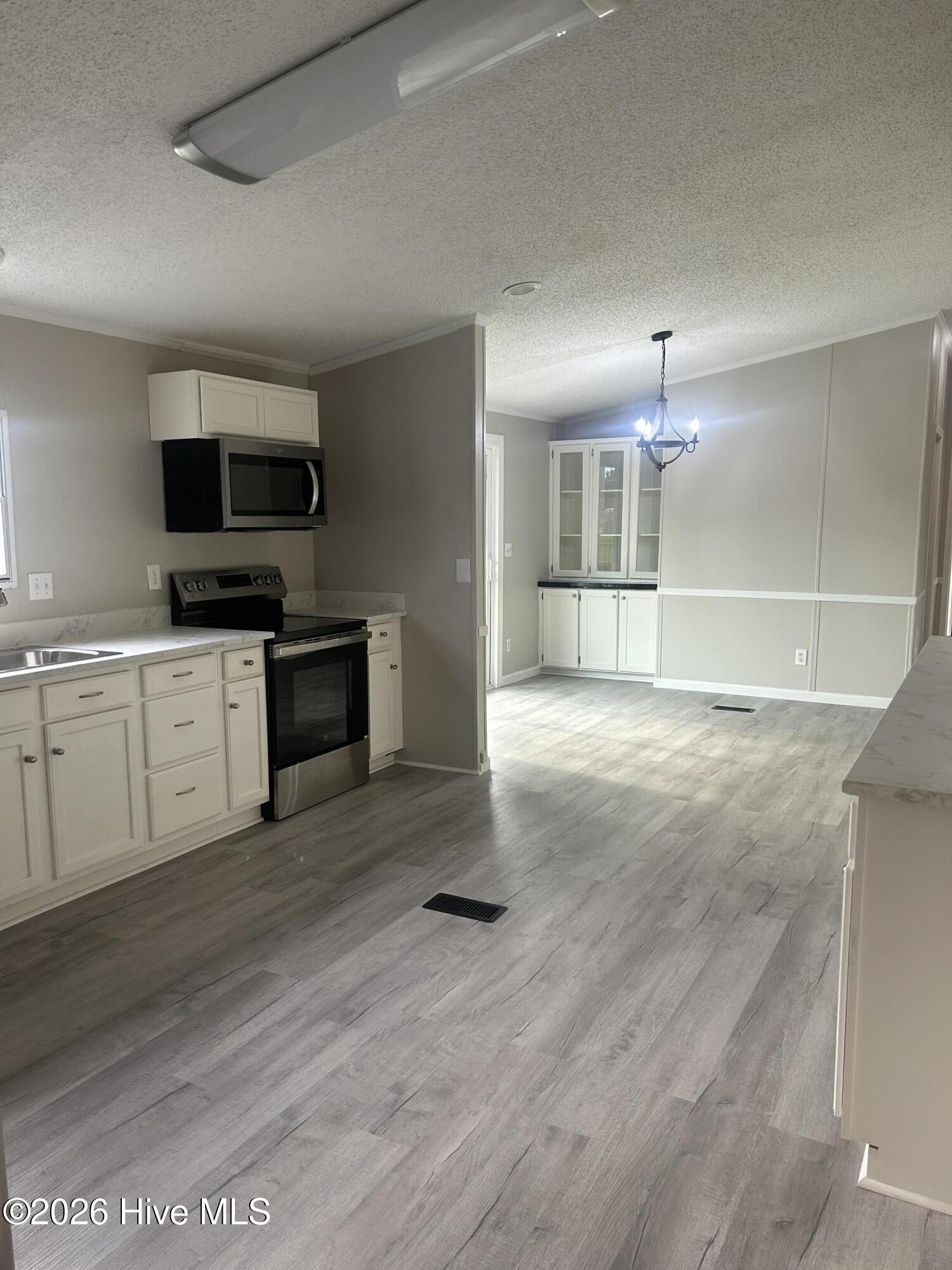 Kitchen side view