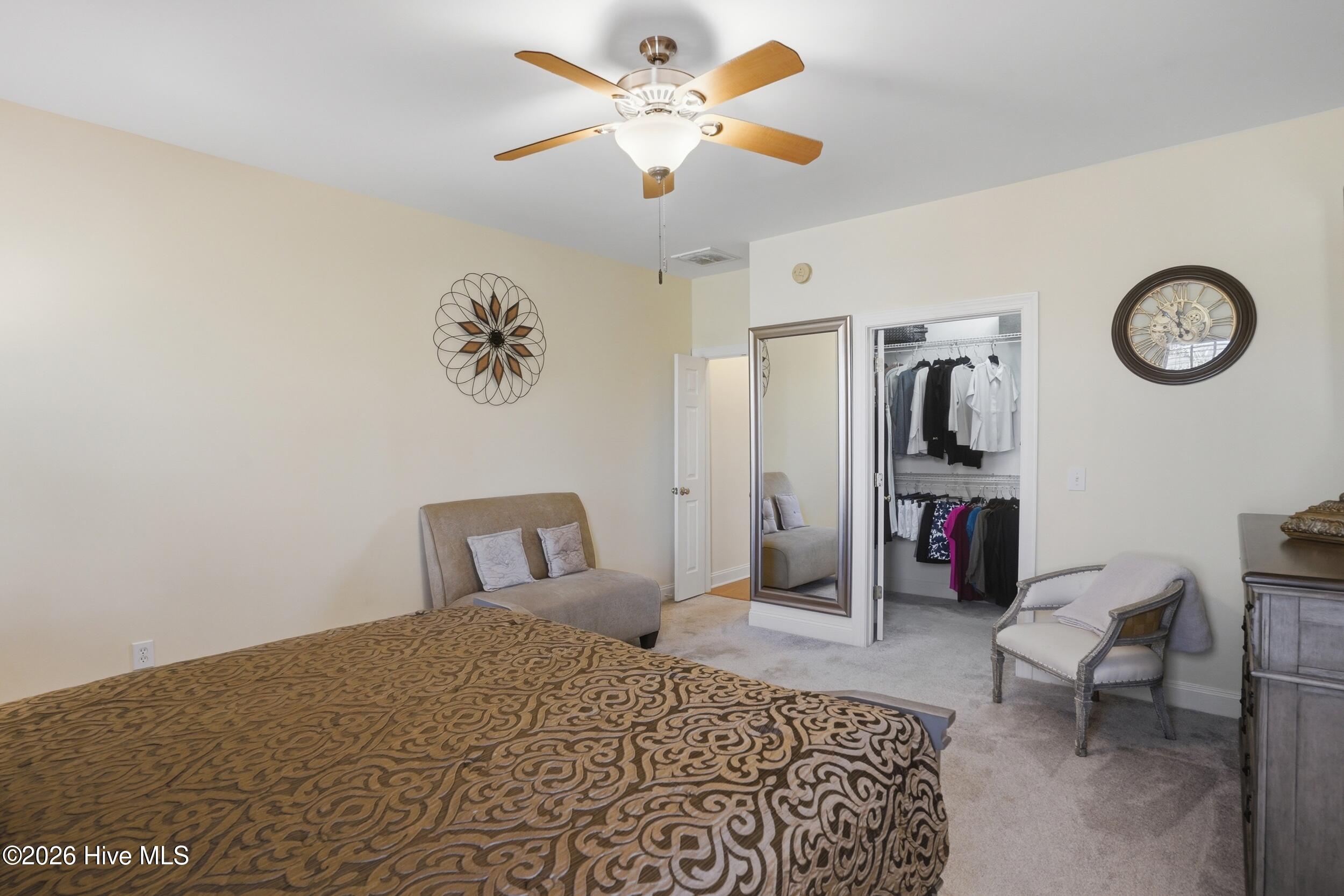 100561149 | Photo 18