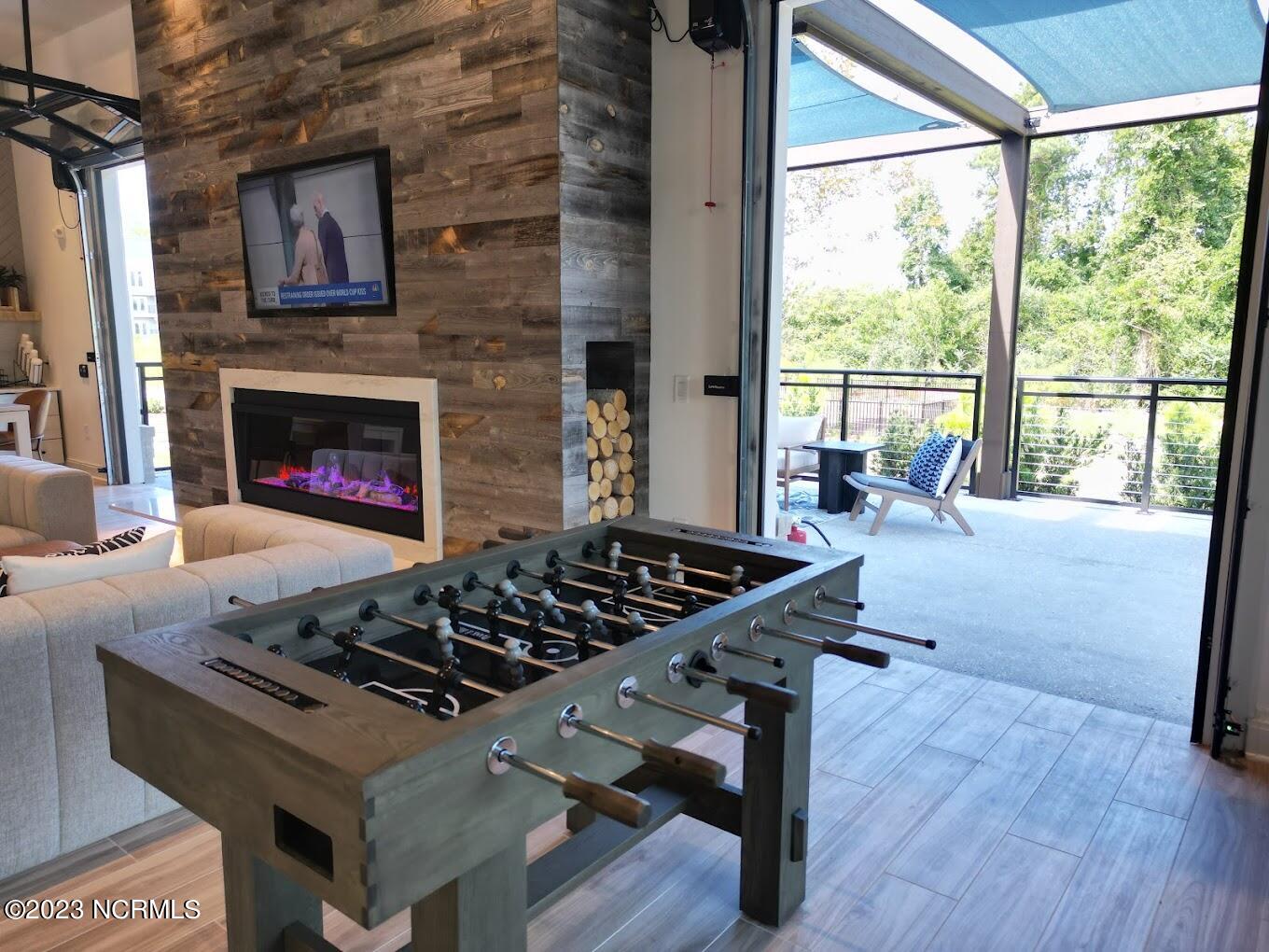 100546051 | Photo 28