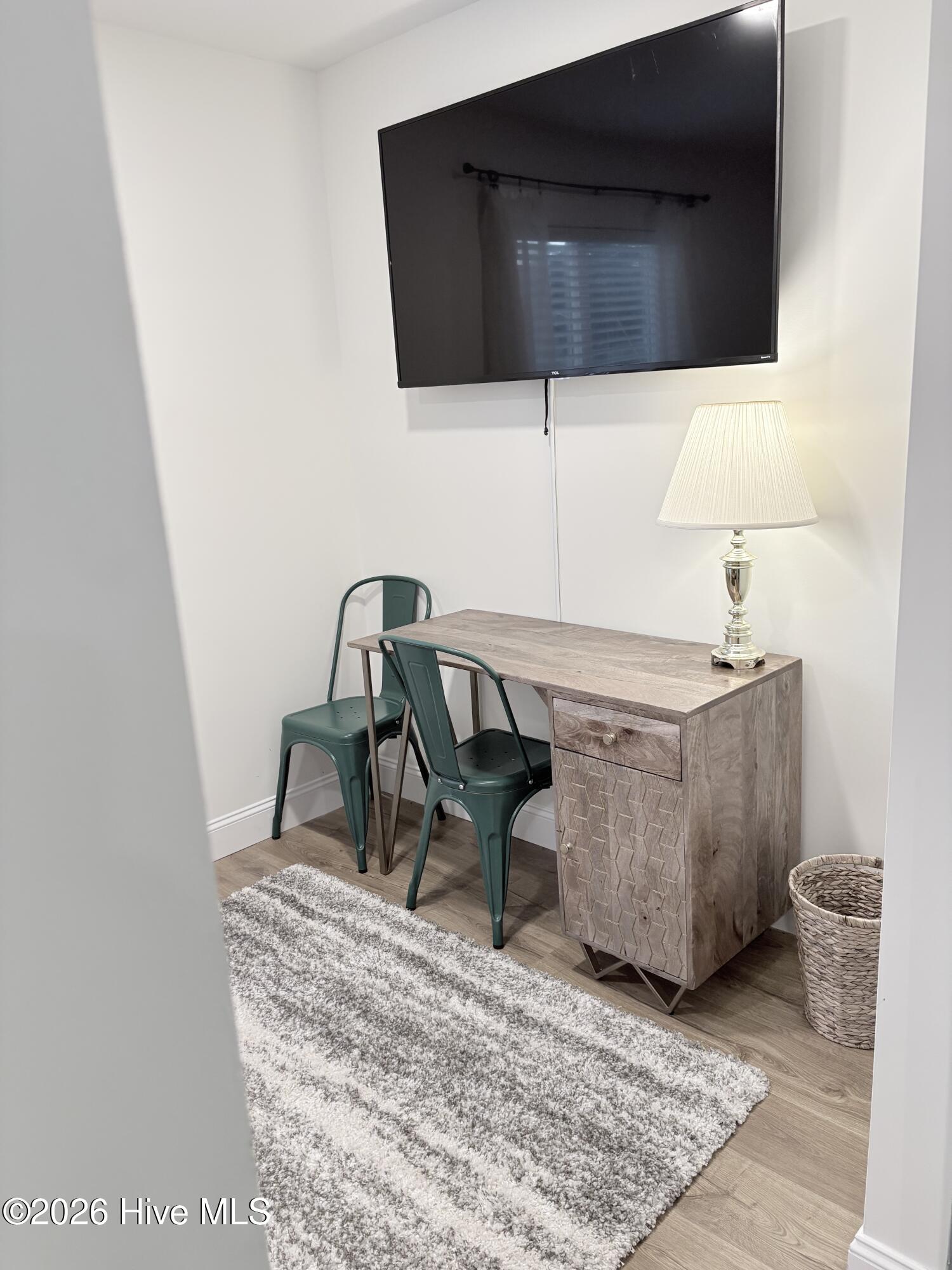 100559102 | Photo 15