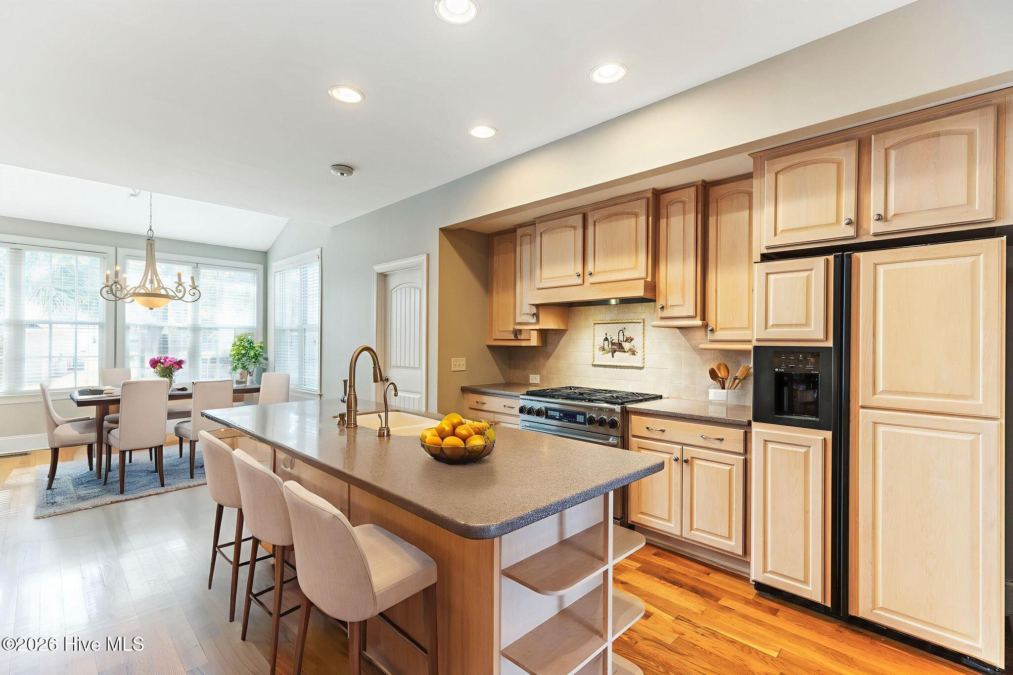 100553307 | Photo 20