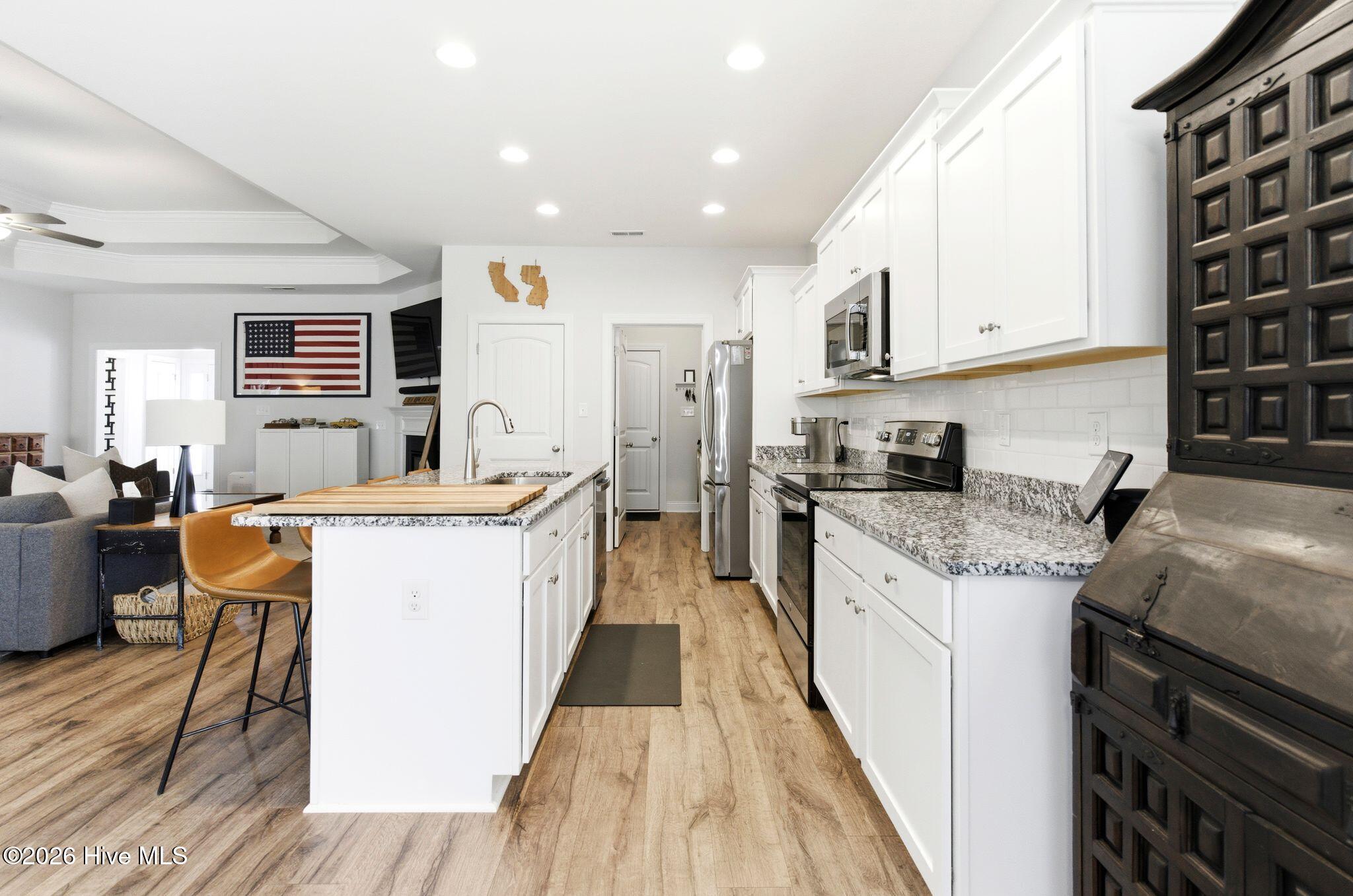 100563255 | Photo 18