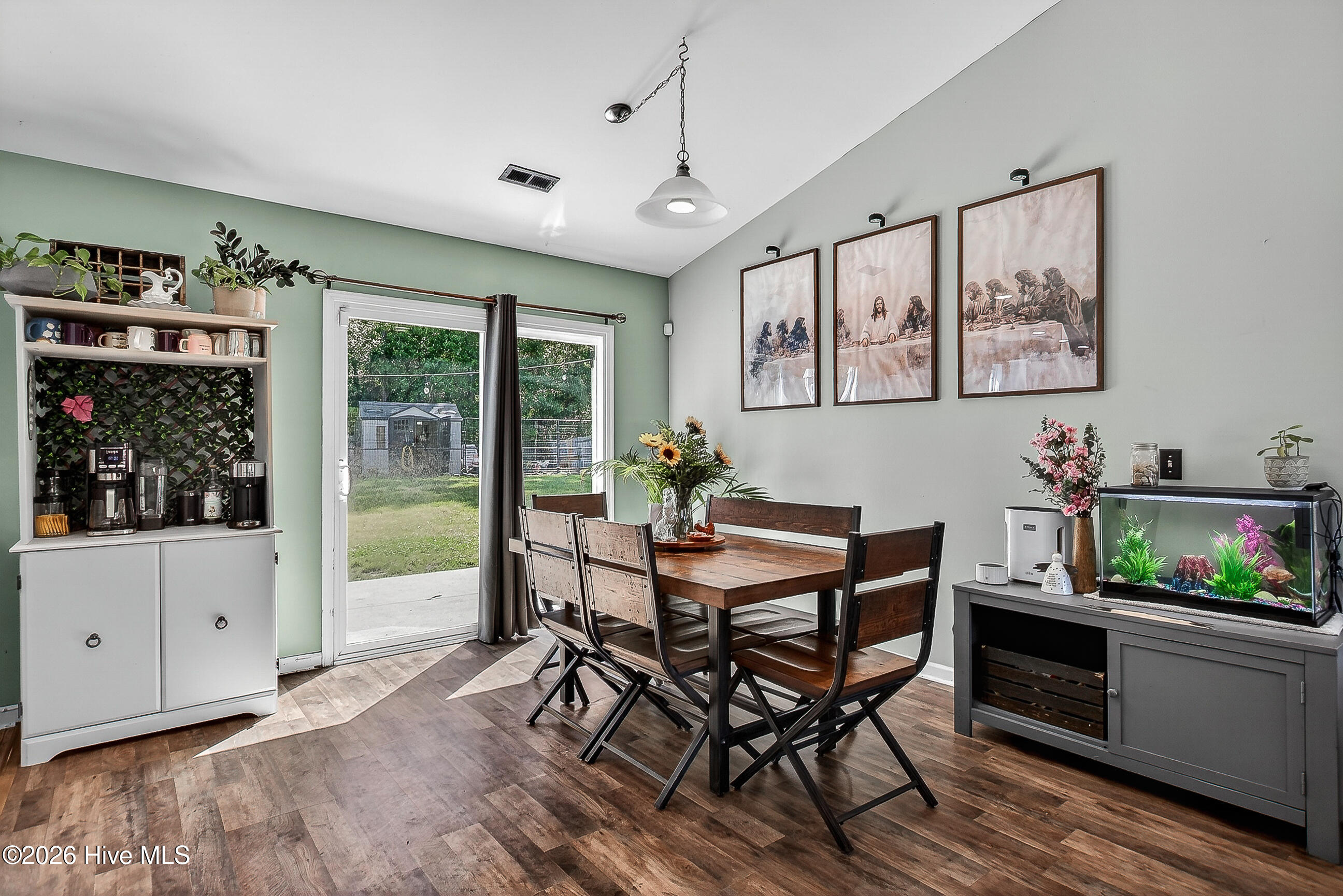102 Blossom Court, Maple Hill, NC 28454 – photo 9: 01-9