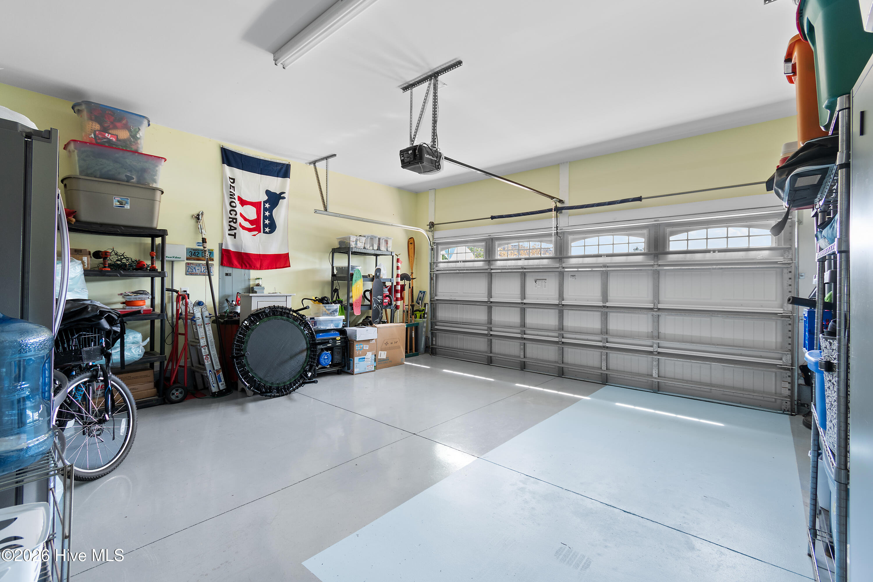 100566075 | Photo 58