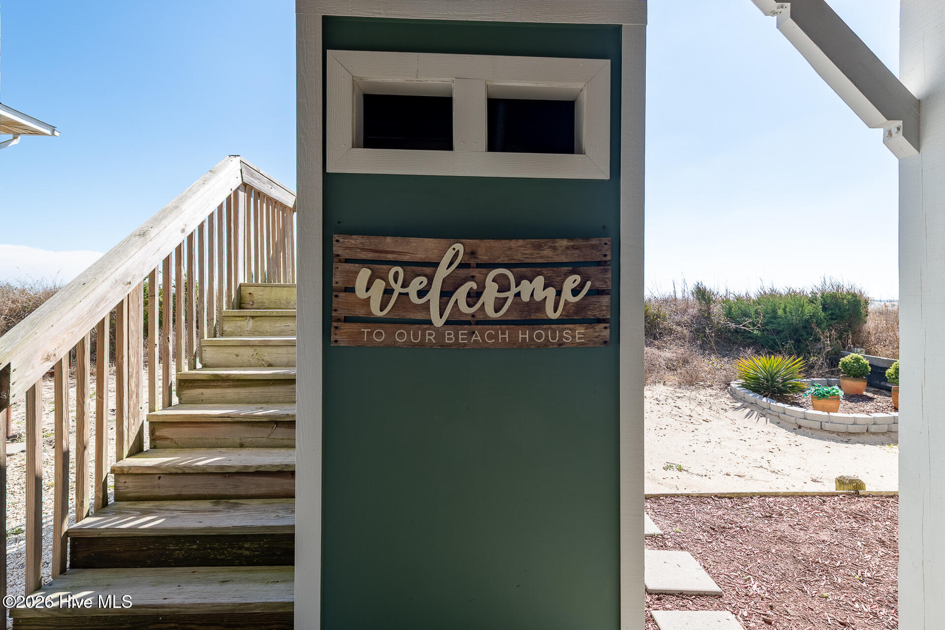 100558758 | Photo 49