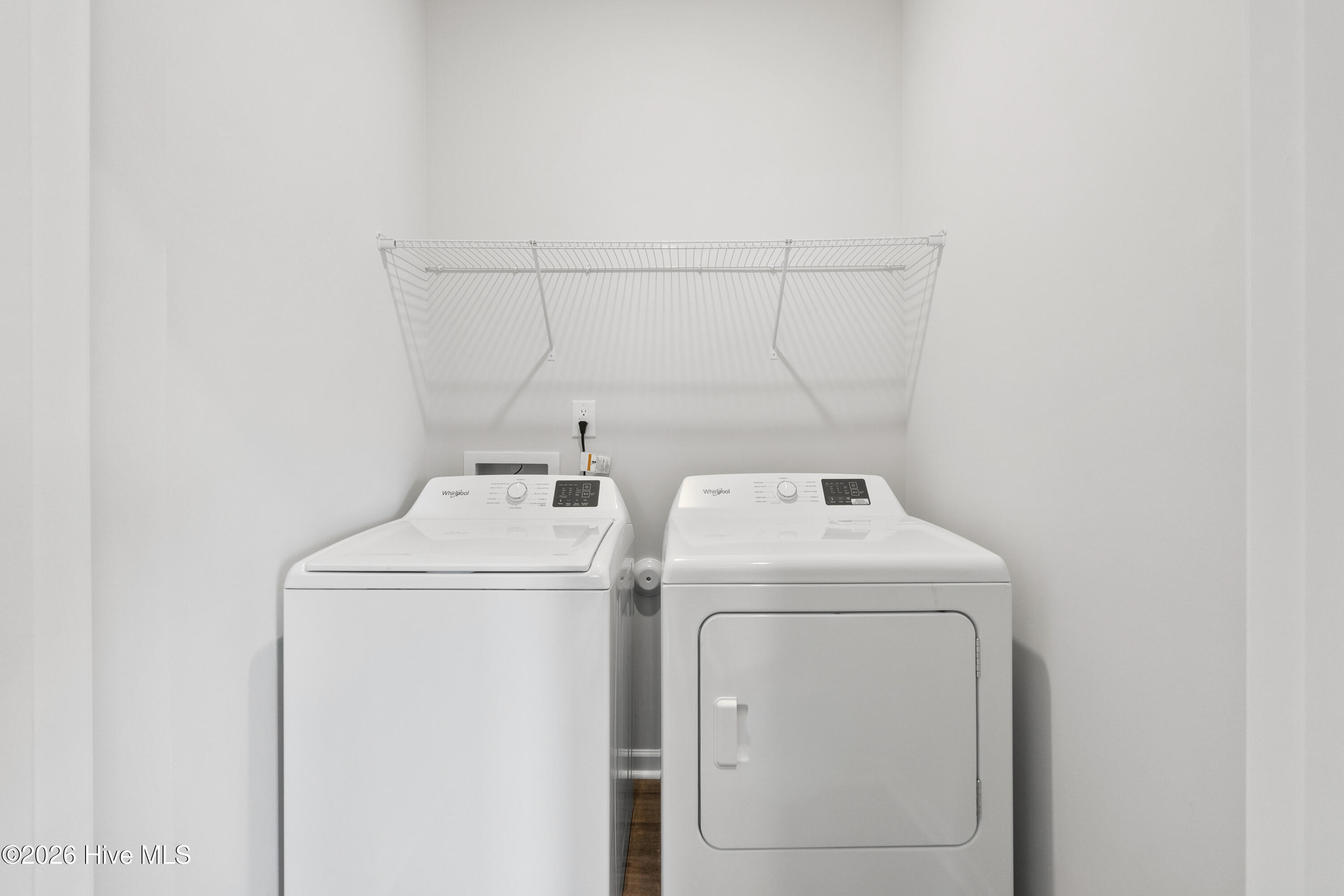 100561846 | Photo 20