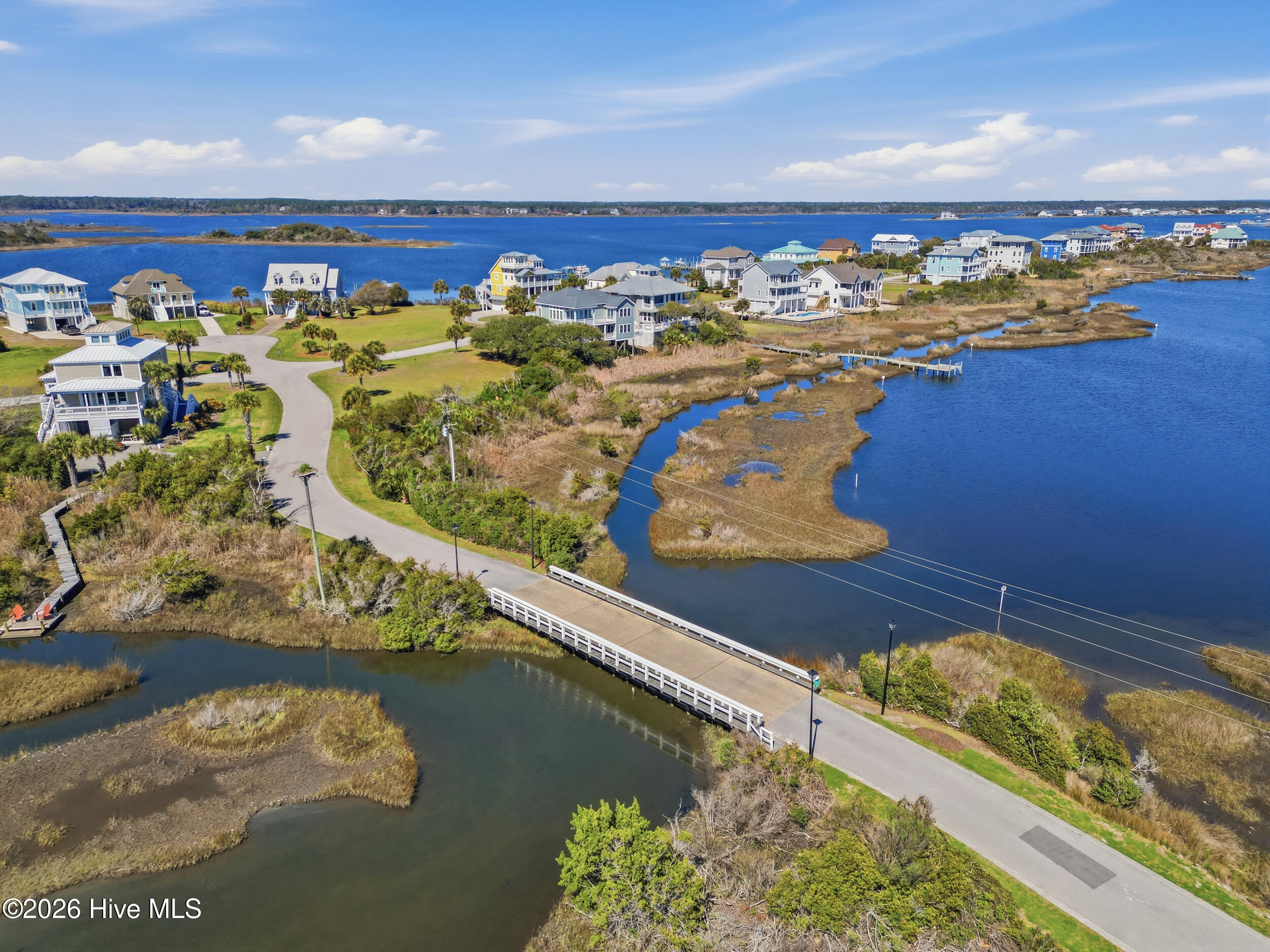 100561994 | Photo 92