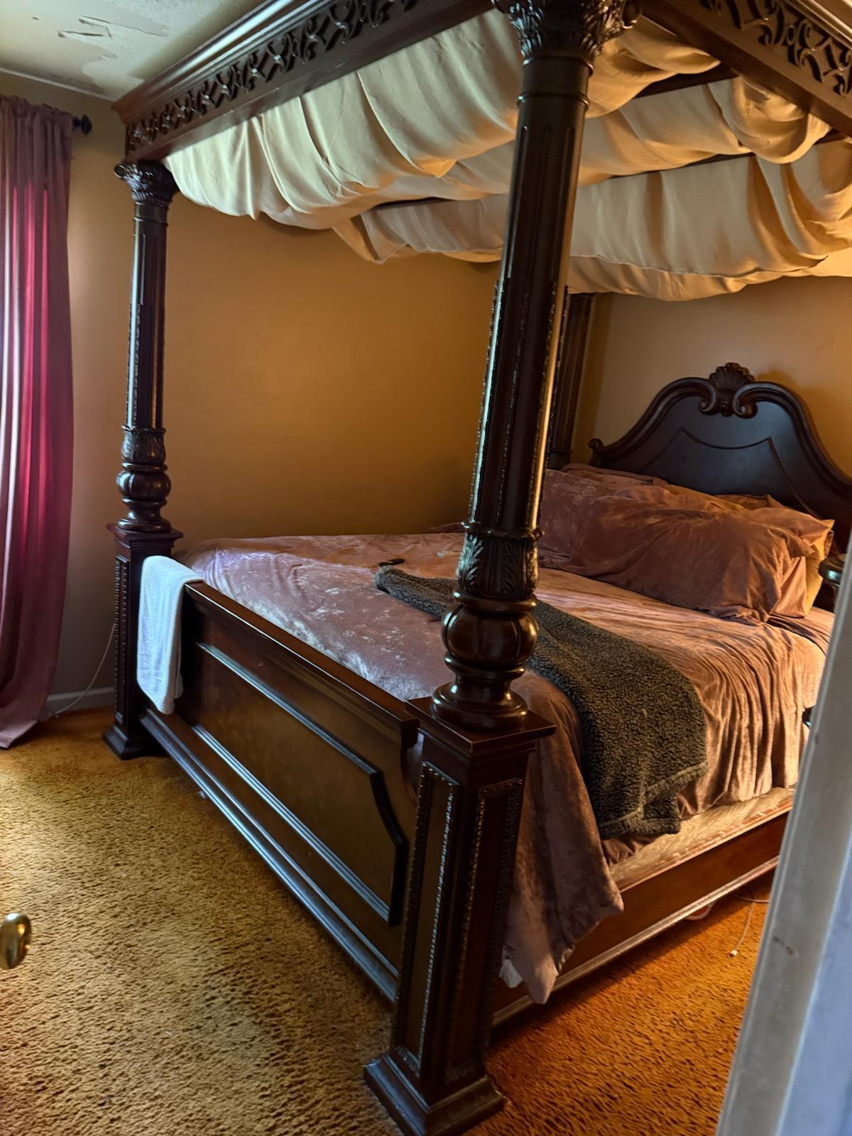 PHOTO-2025-08-28-11-01-04