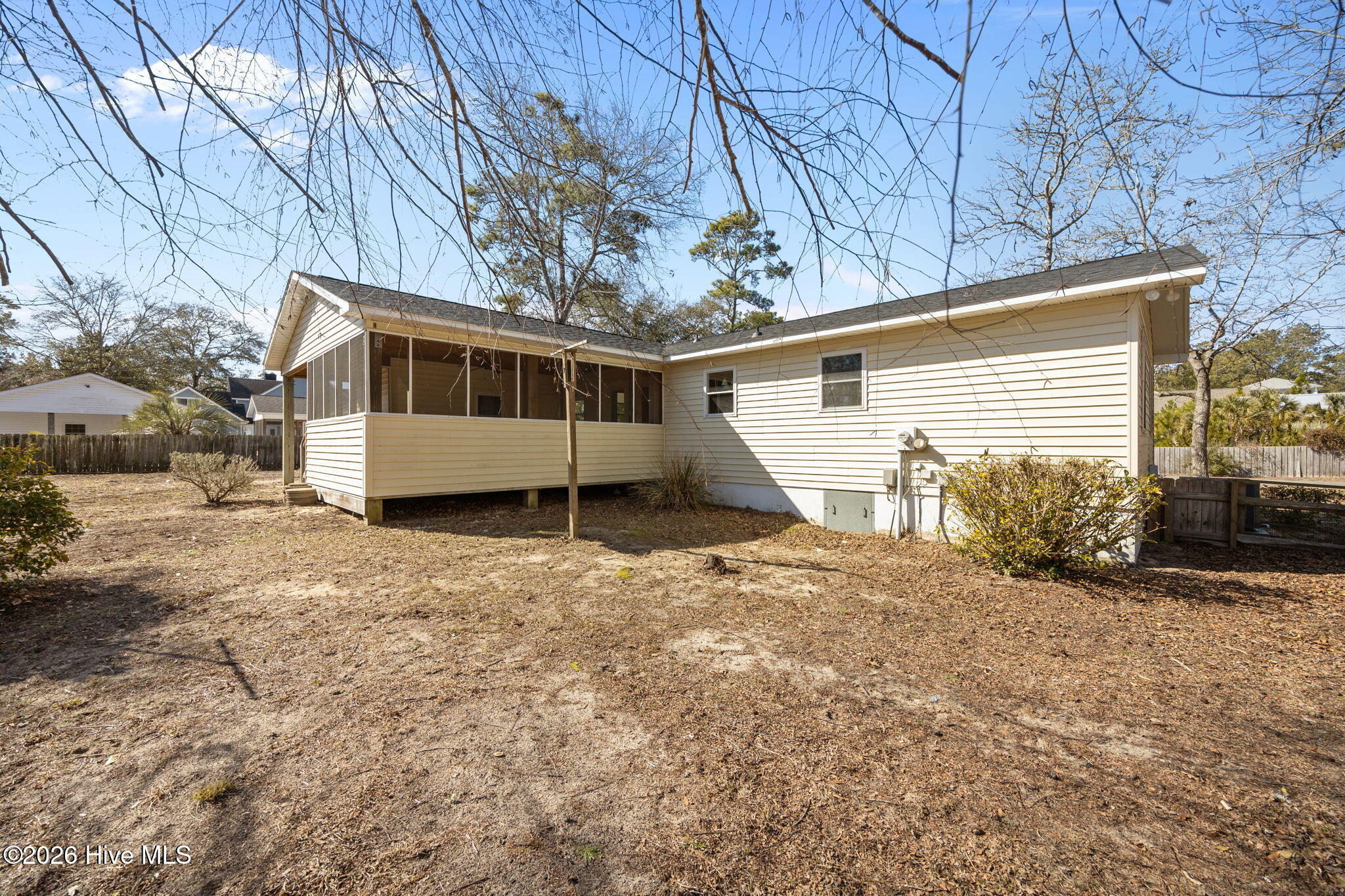 100554727 | Photo 29