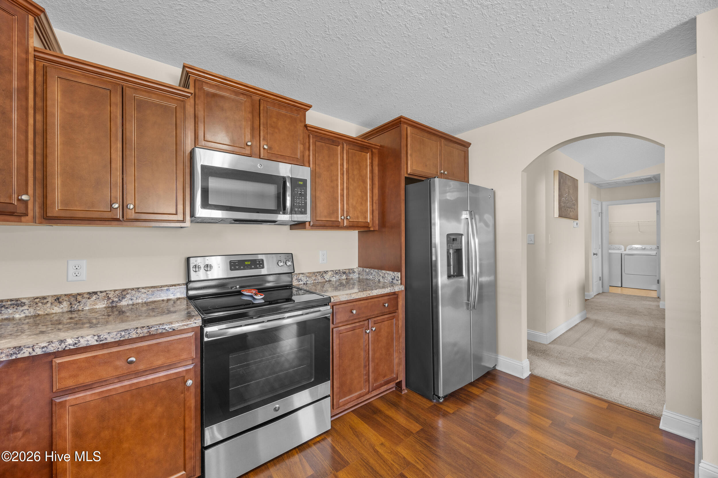 100567416 | Photo 15