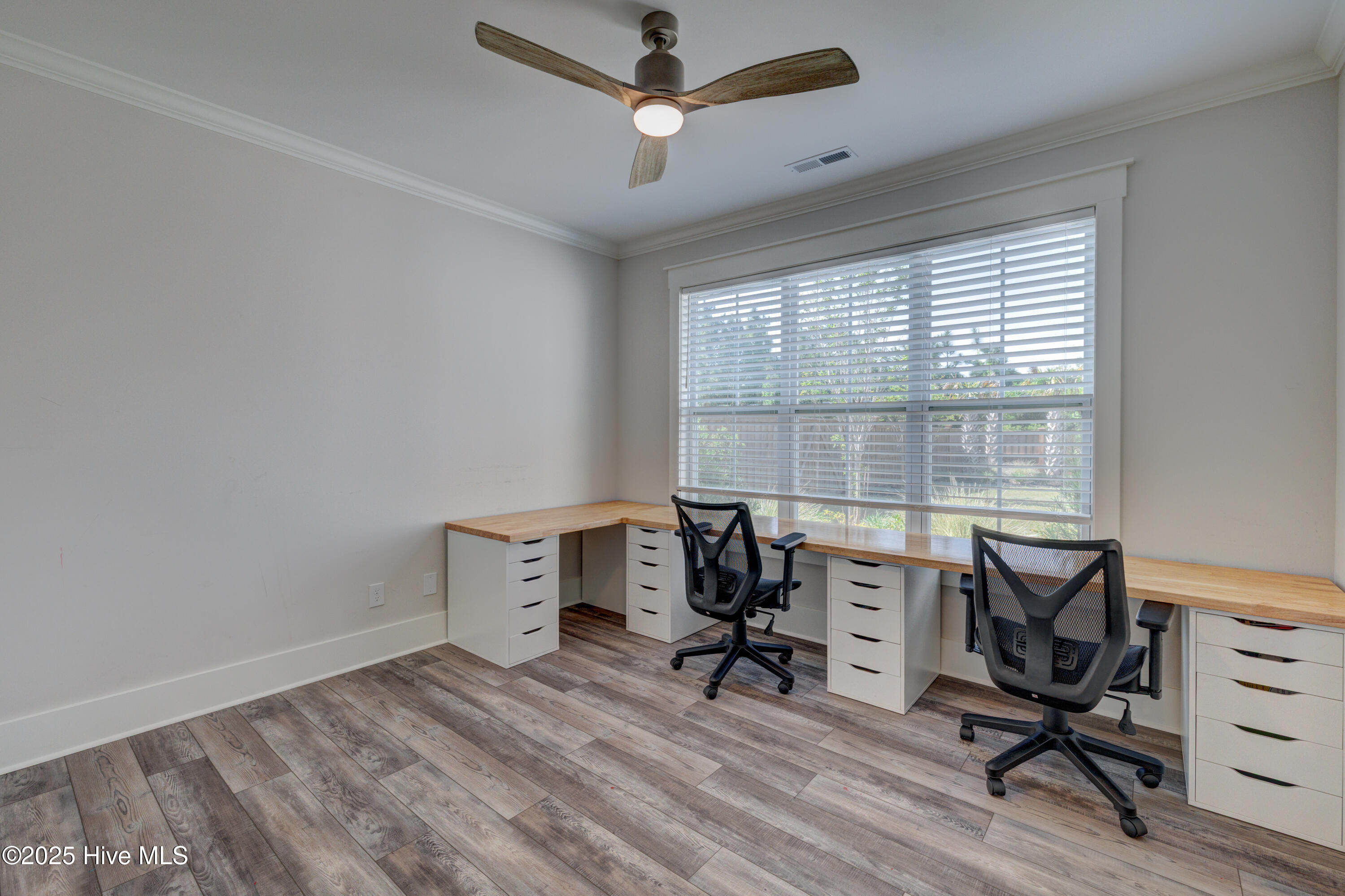 100553417 | Photo 30