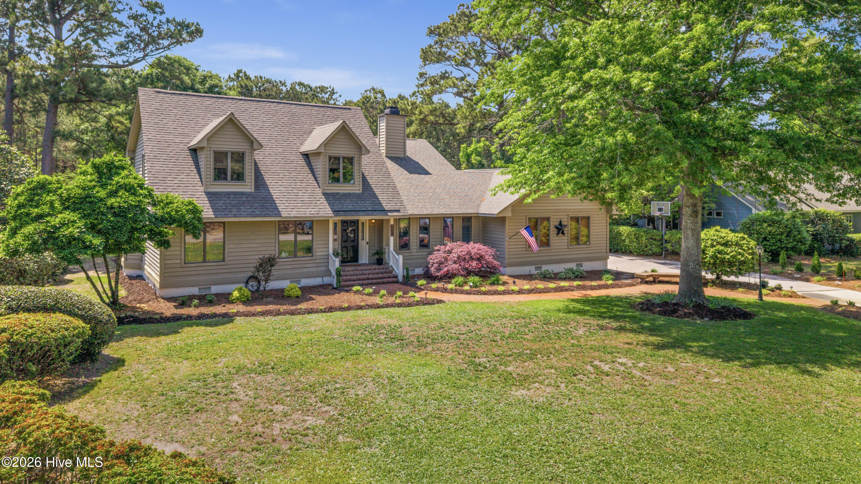 100569922 | Photo 71