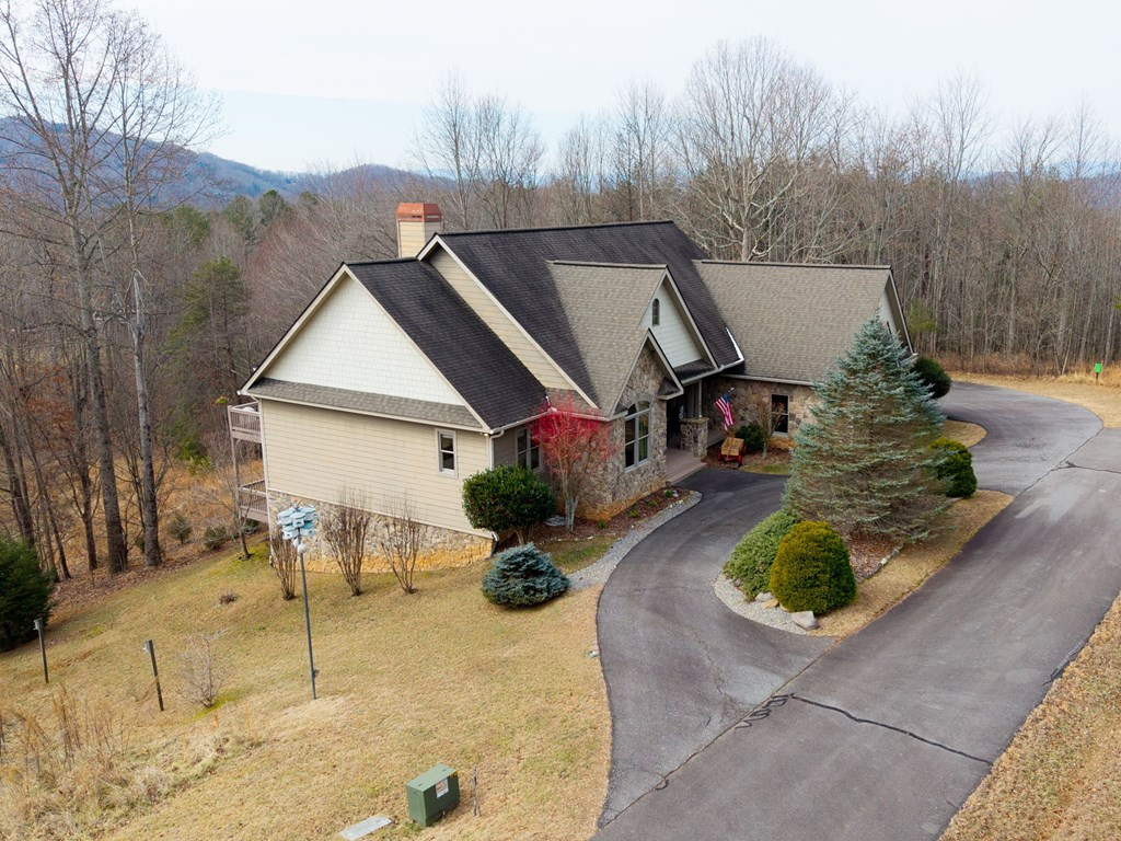 163 Yellow Maple Lane, Murphy, NC 28906 Listing Photo  3