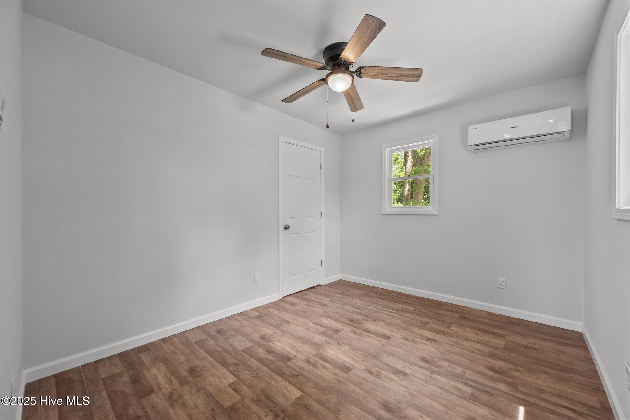 100544808 | Photo 29