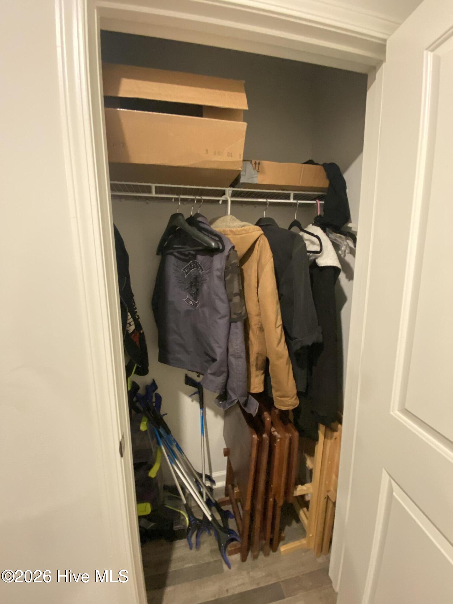 100566692 | Photo 36